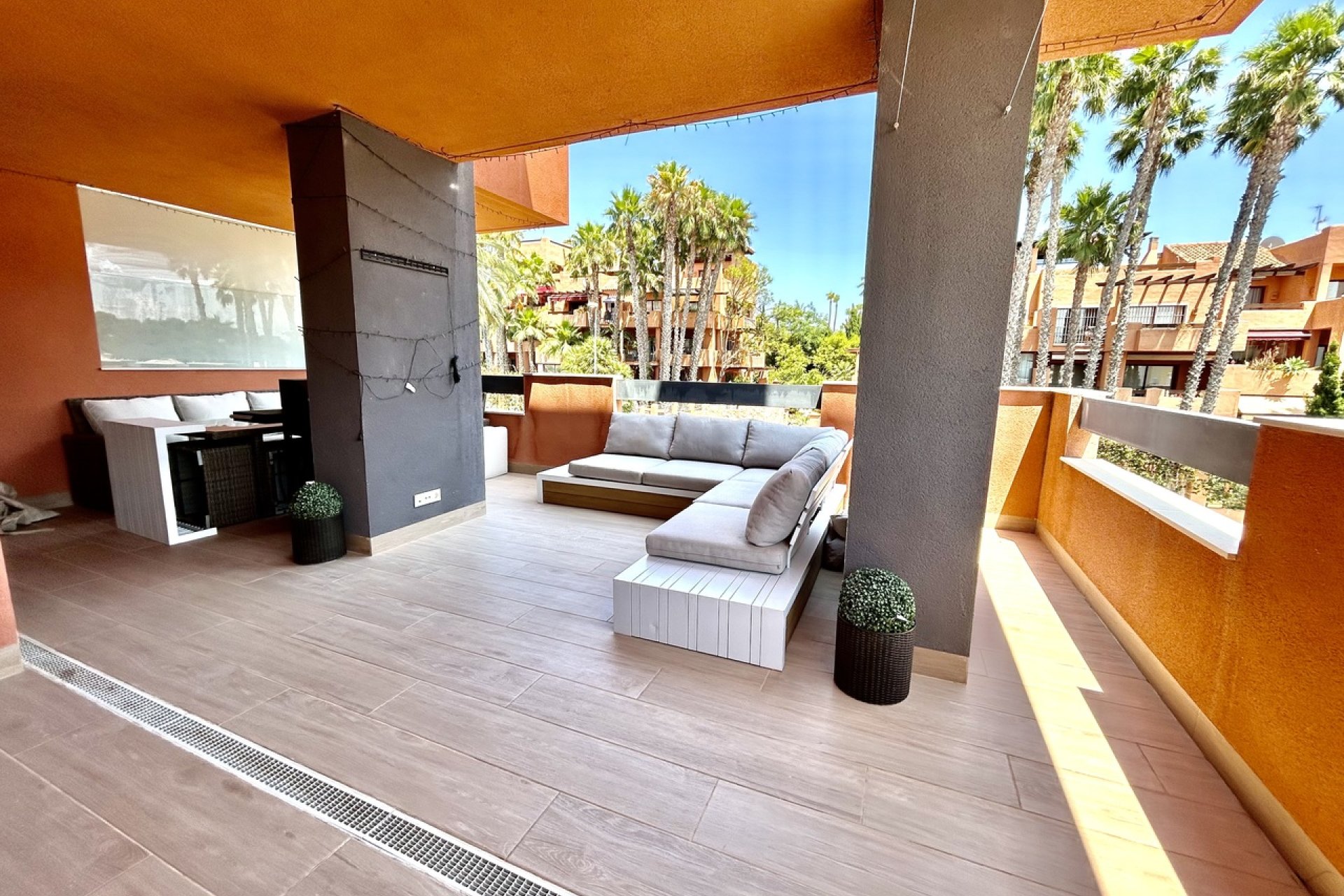 Segunda mano - Apartamento -
Villamartin - Costa Blanca