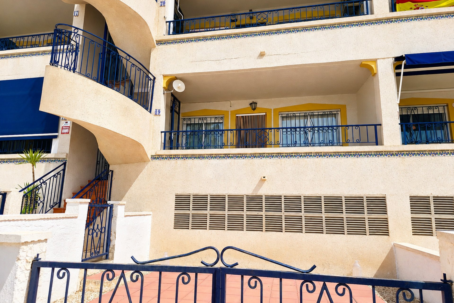 Segunda mano - Apartamento -
Villamartin - Costa Blanca