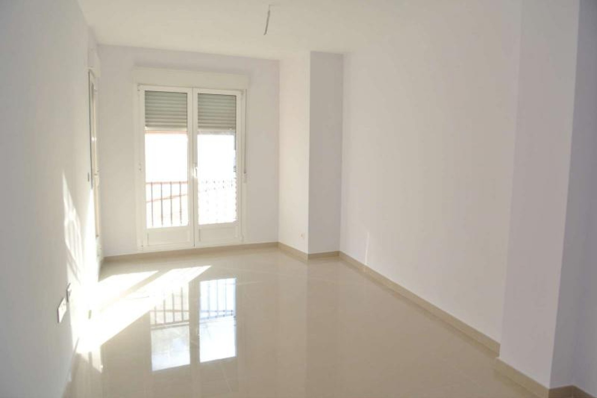 Segunda mano - Apartamento -
Villena - Inland