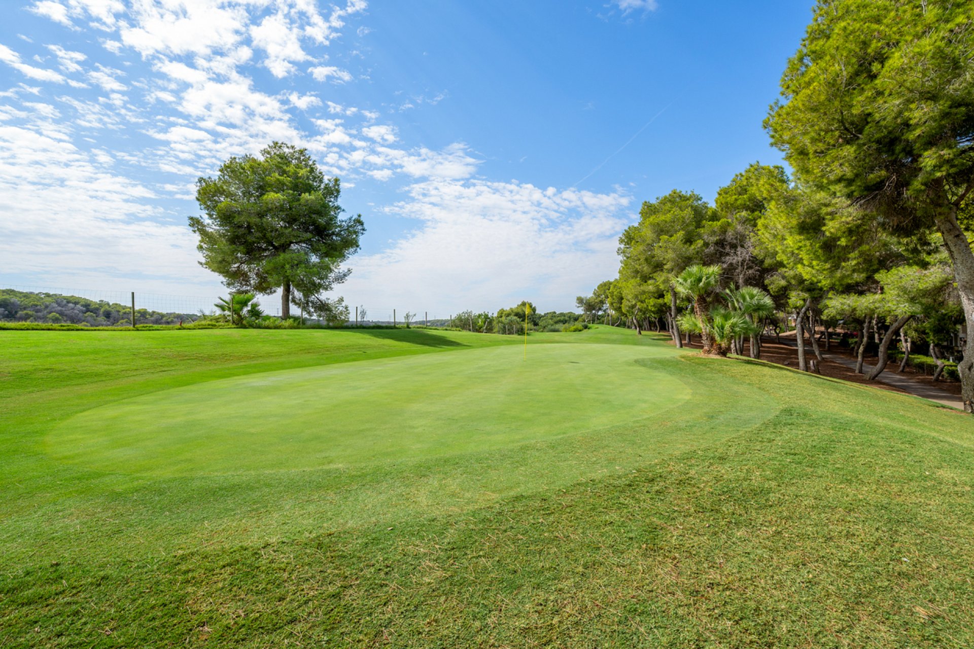 Segunda mano - Ático -
Dehesa de Campoamor - Costa Blanca