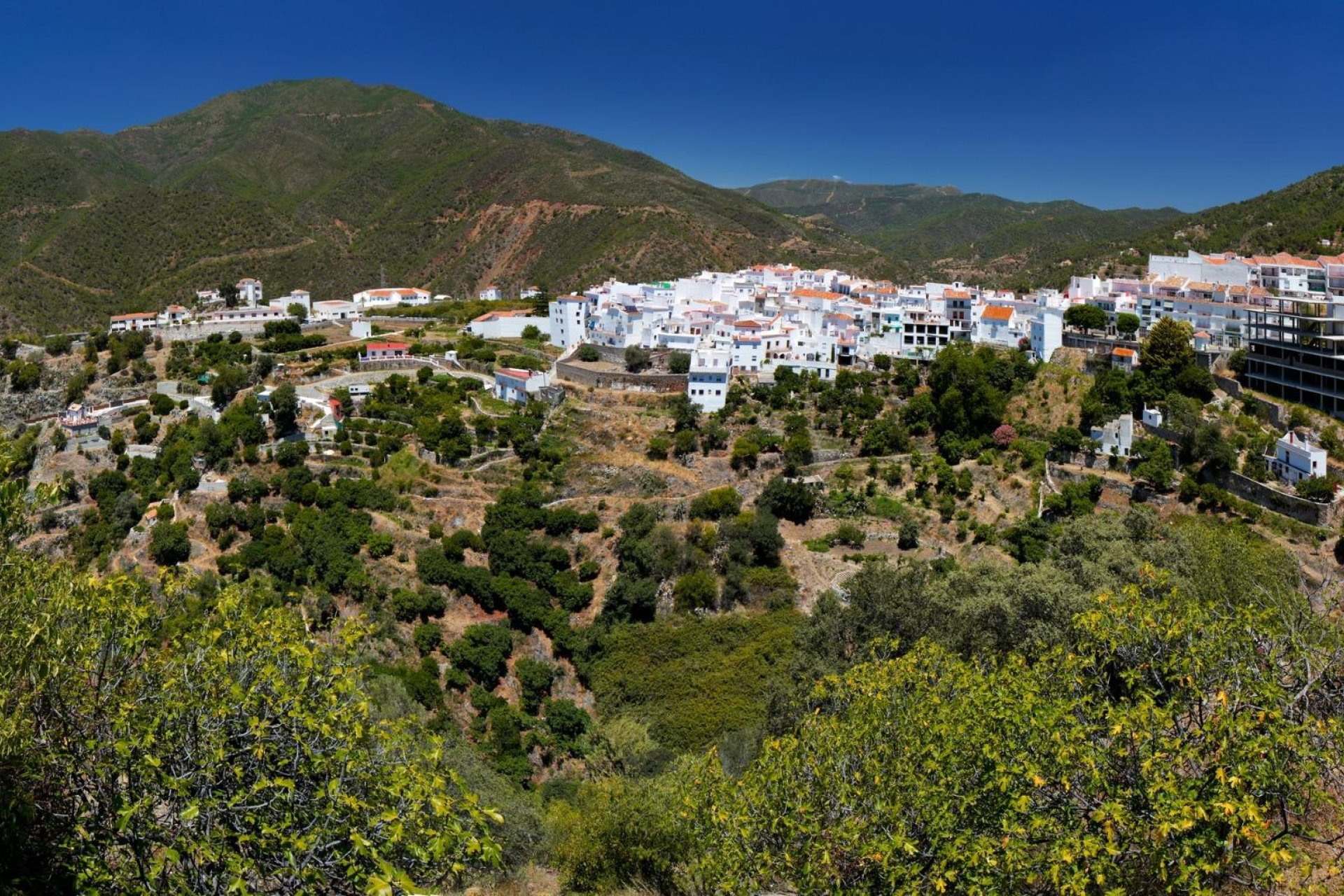 Segunda mano - Ático -
Istán - Cerros De Los Lagos