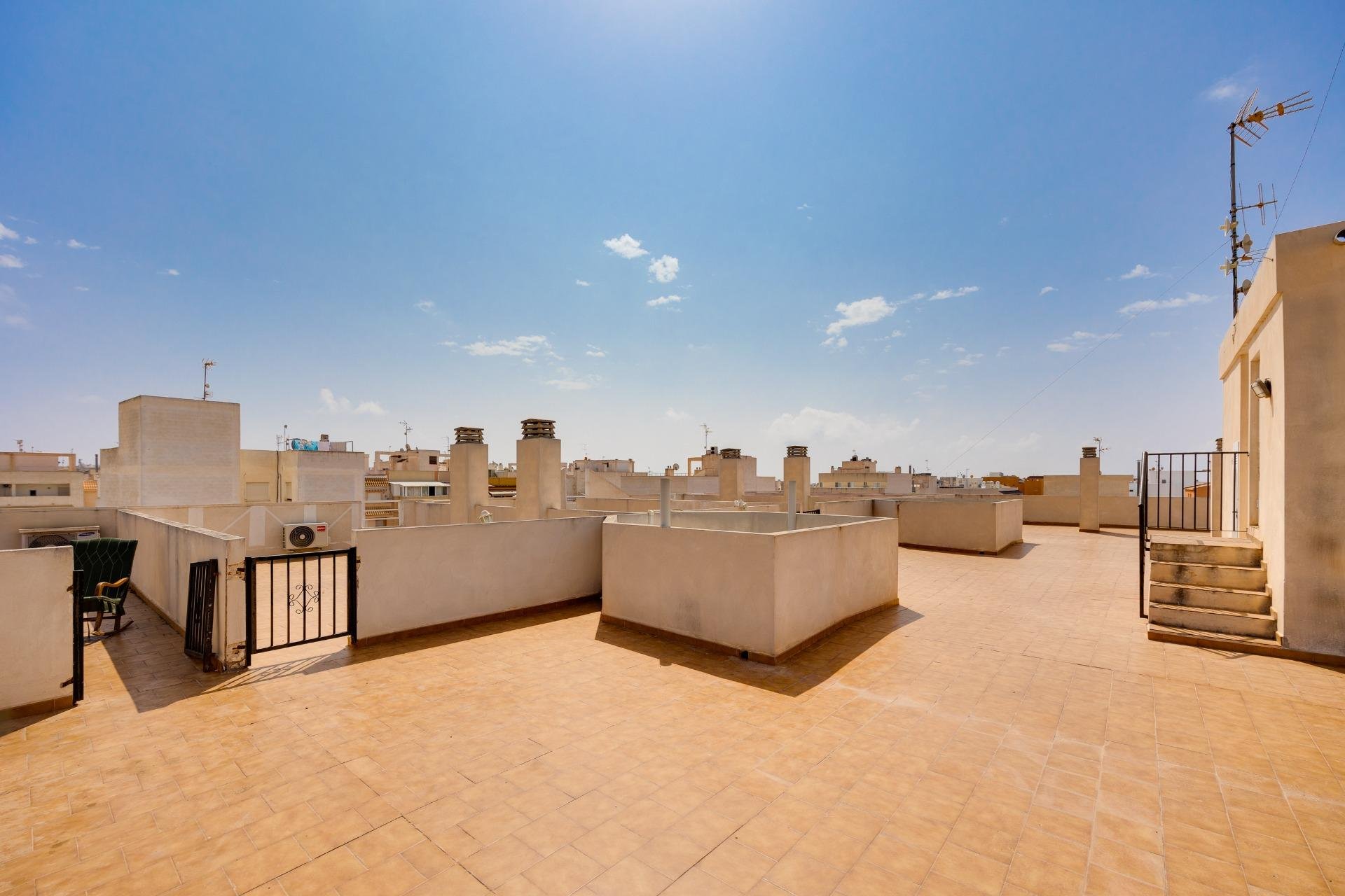 Segunda mano - Ático -
Torrevieja - Centro