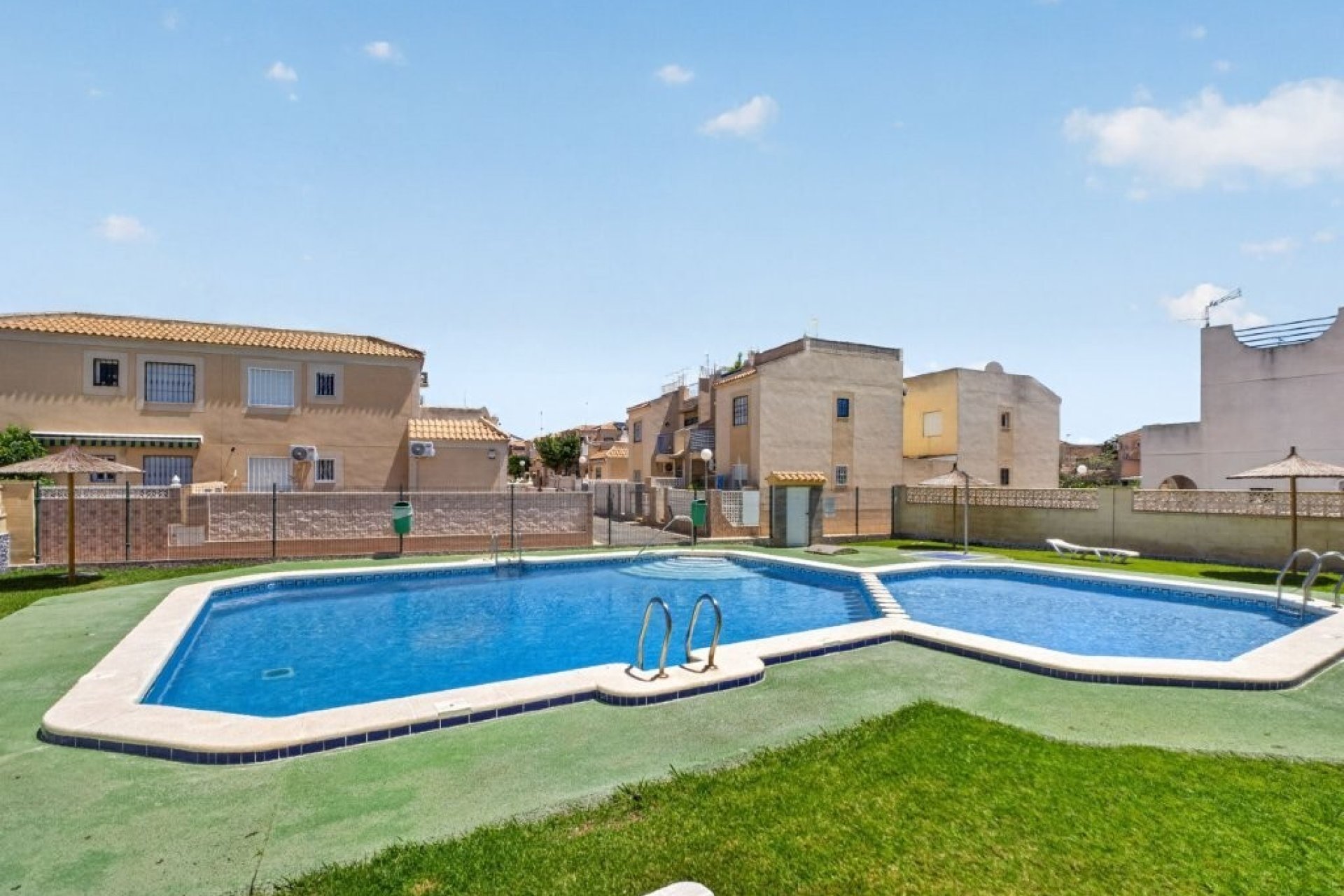 Segunda mano - Ático -
Torrevieja - Doña Ines