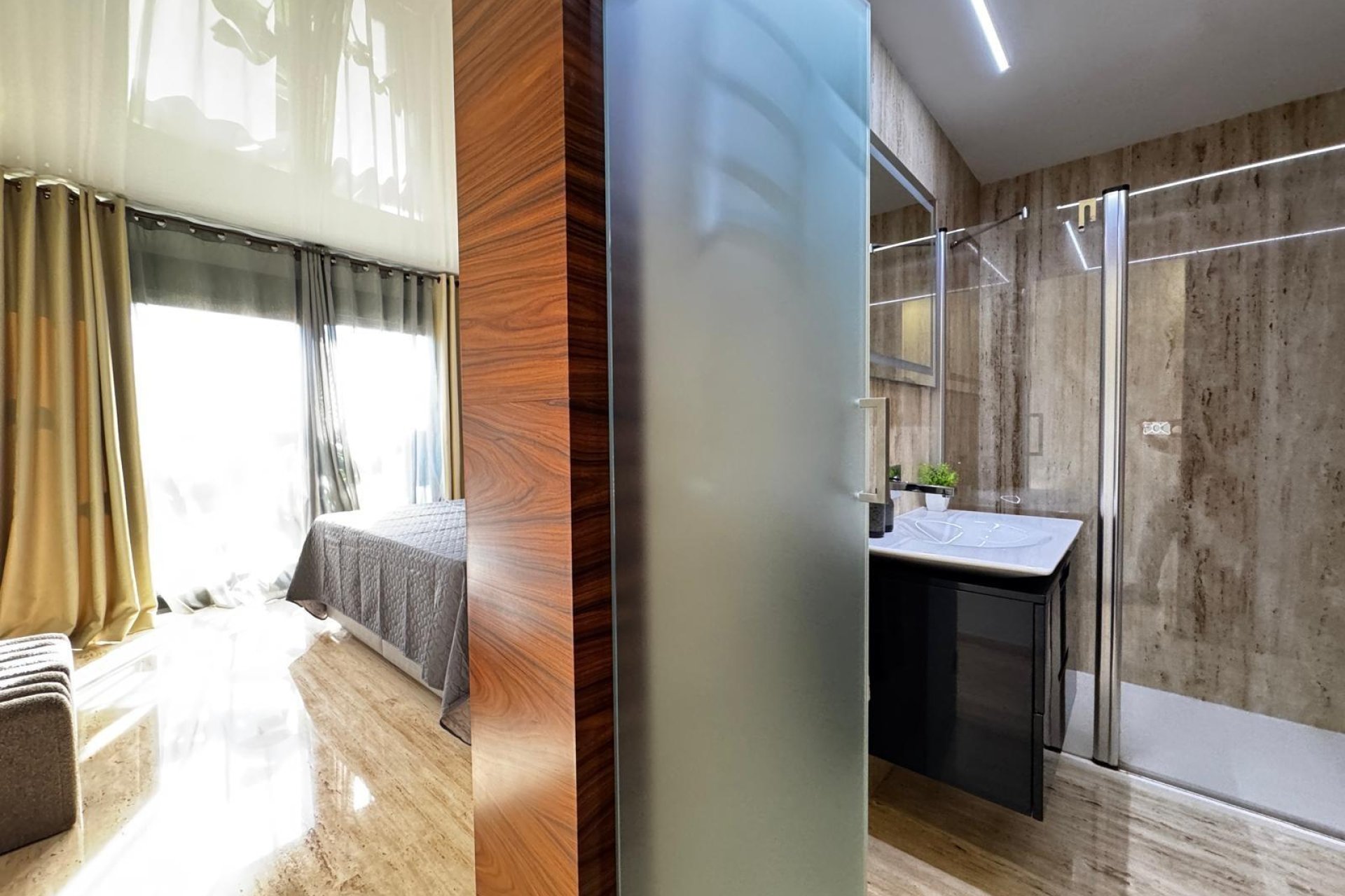 Segunda mano - Ático -
Torrevieja - Estacion De Autobuses