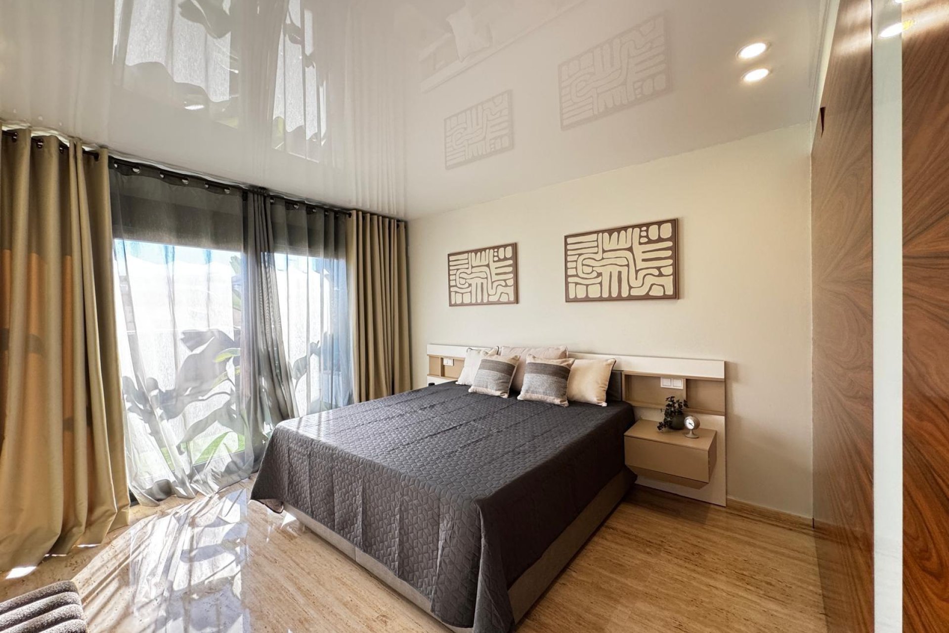 Segunda mano - Ático -
Torrevieja - Estacion De Autobuses