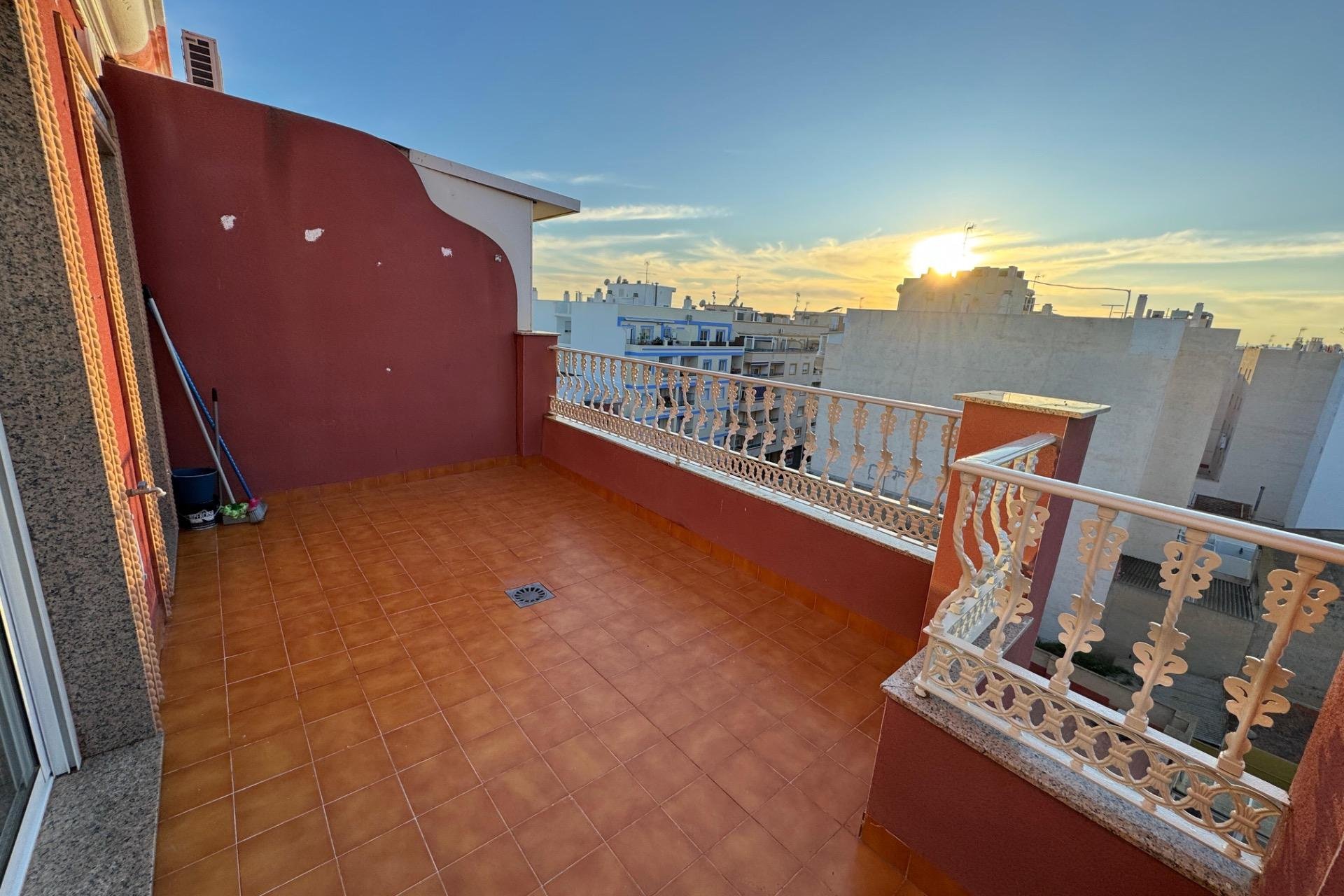 Segunda mano - Ático -
Torrevieja - Parque Acuático - Sector 25