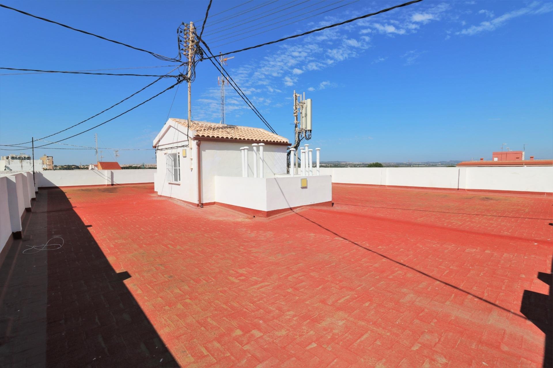 Segunda mano - Ático -
Torrevieja - Playa De Los Naufragos