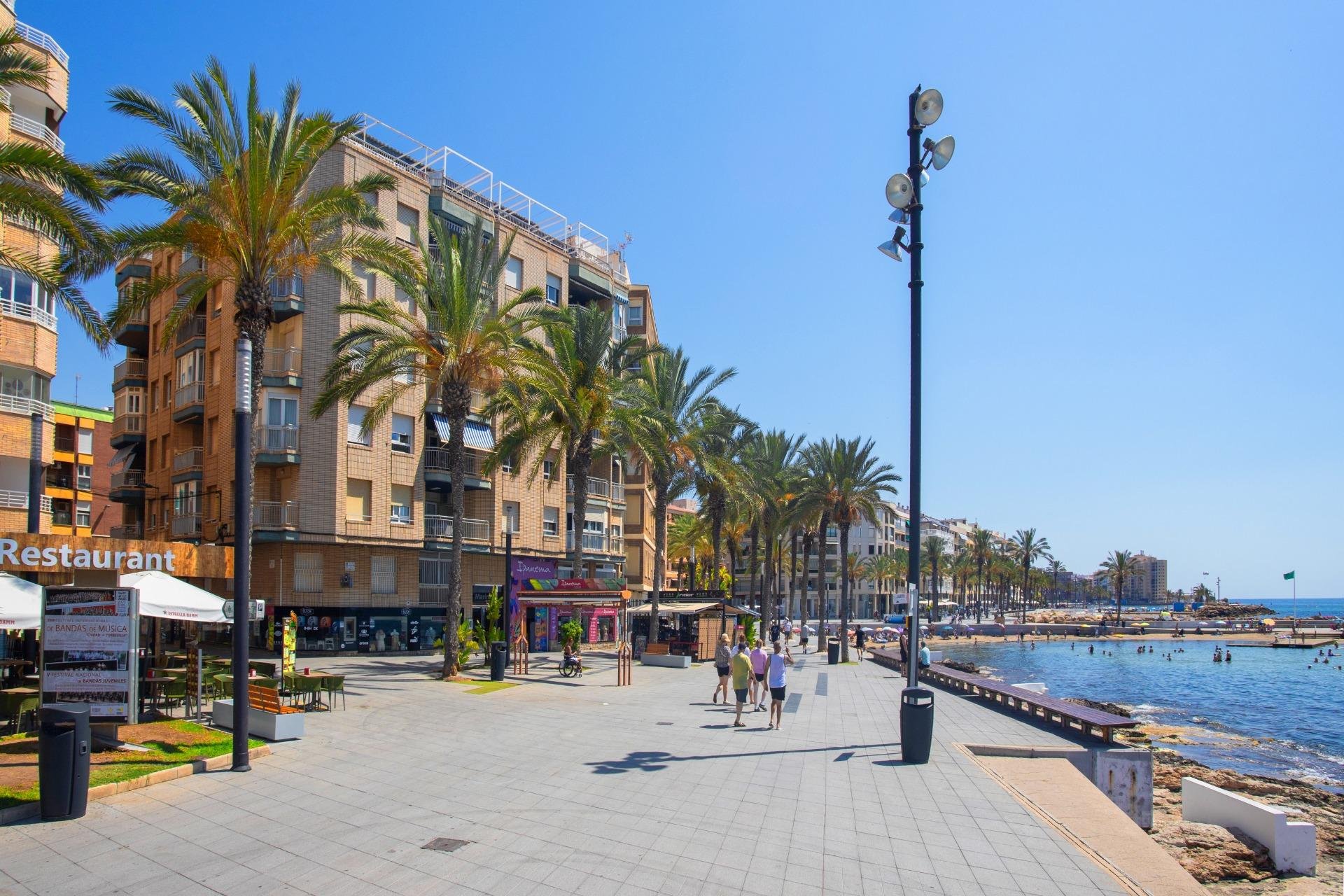 Segunda mano - Ático -
Torrevieja - Playa del Cura