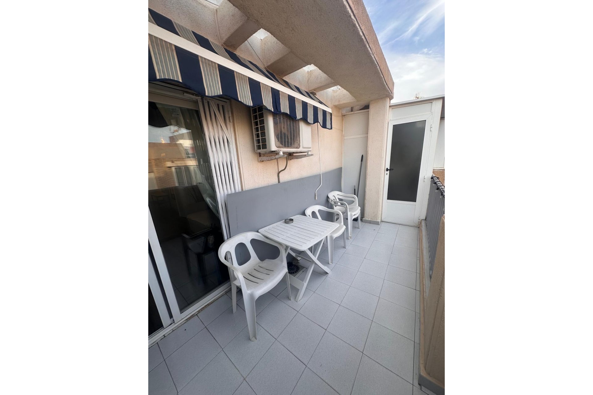 Segunda mano - Ático -
Torrevieja - Playa del Cura