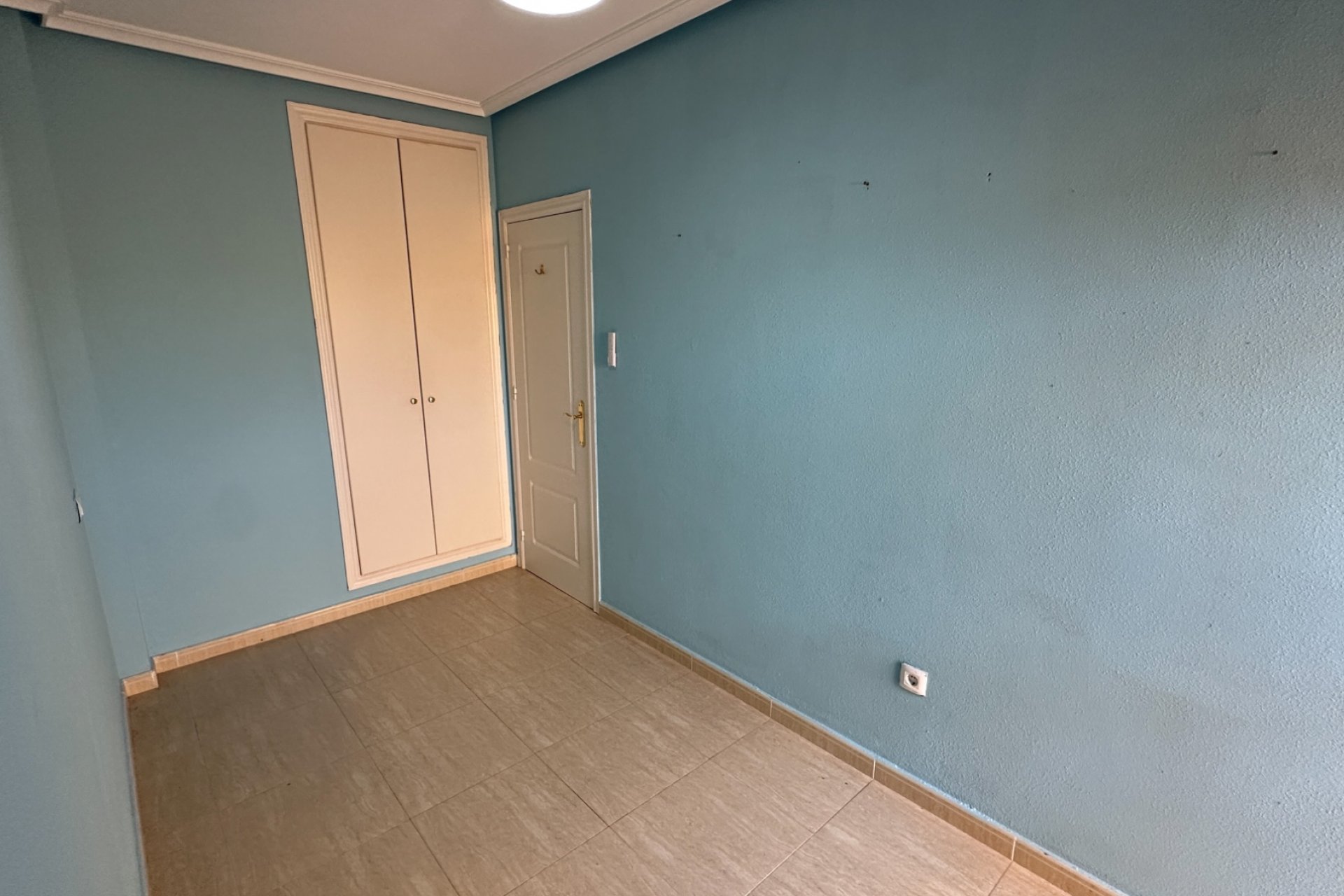 Segunda mano - Bungalow -
Daya Nueva - Costa Blanca