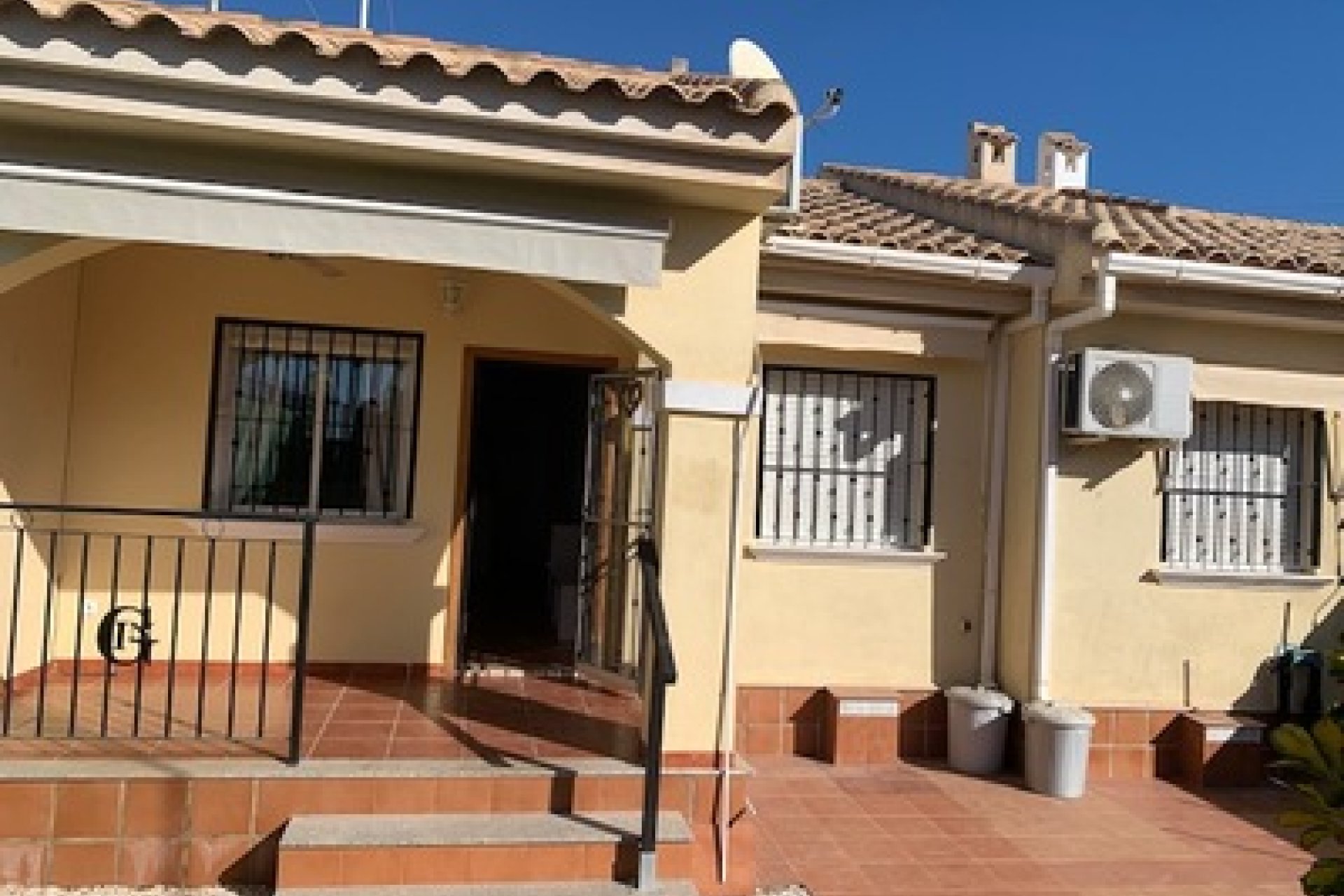 Segunda mano - Bungalow -
Guardamar del Segura - Costa Blanca