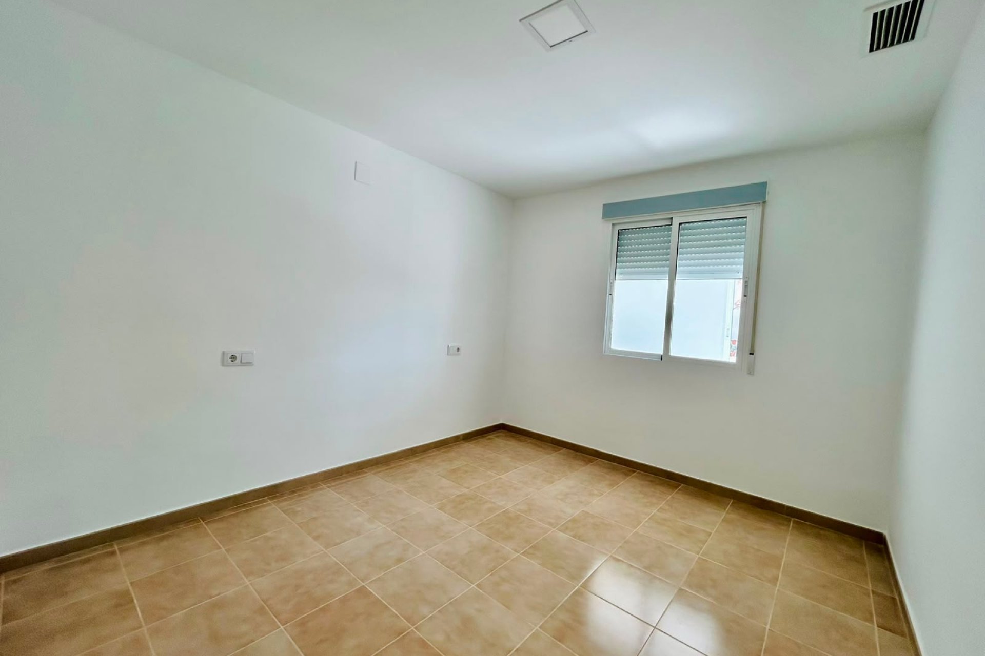 Segunda mano - Bungalow -
La Siesta - Costa Blanca