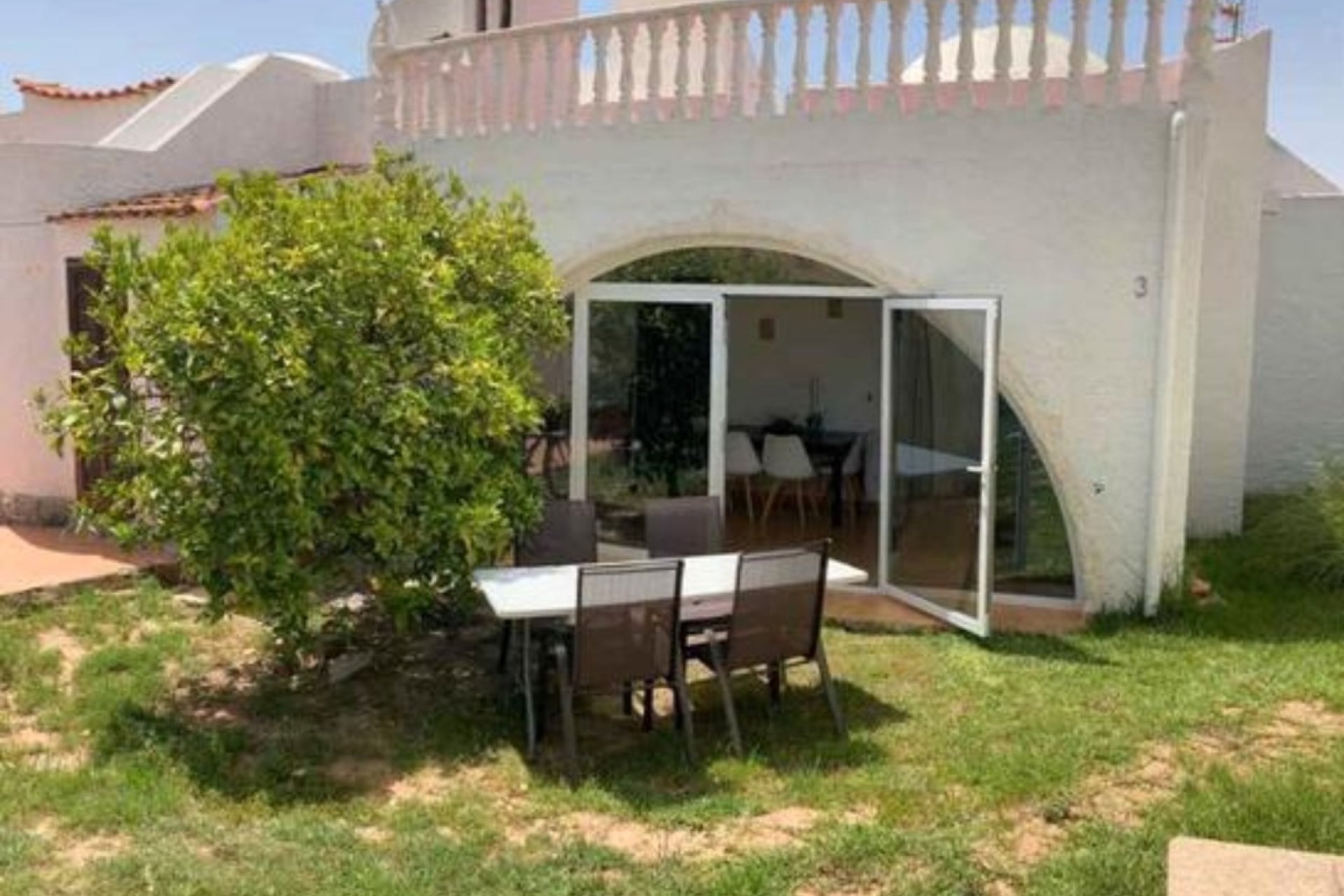Segunda mano - Bungalow -
Las Mimosas - Inland