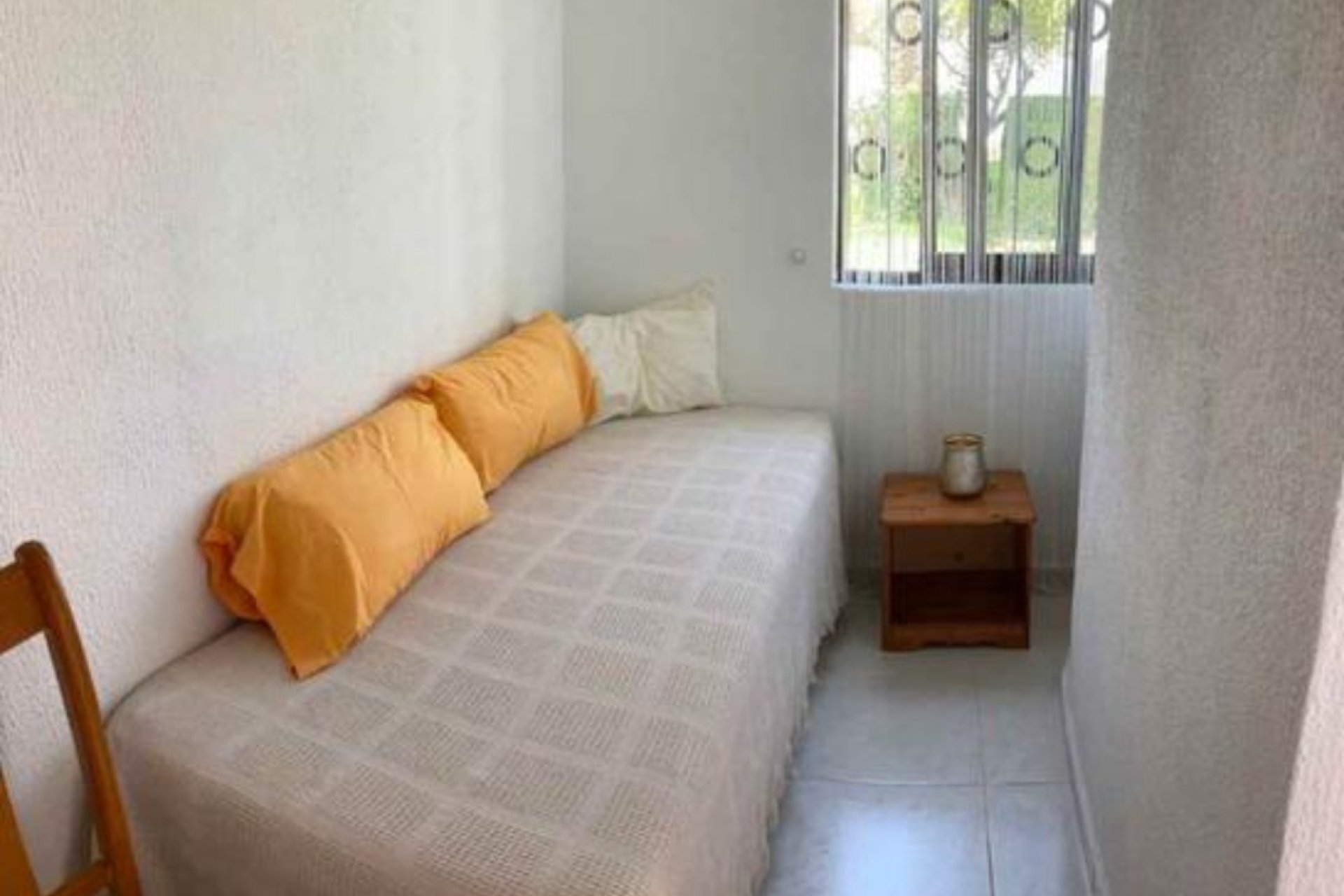 Segunda mano - Bungalow -
Las Mimosas - Inland