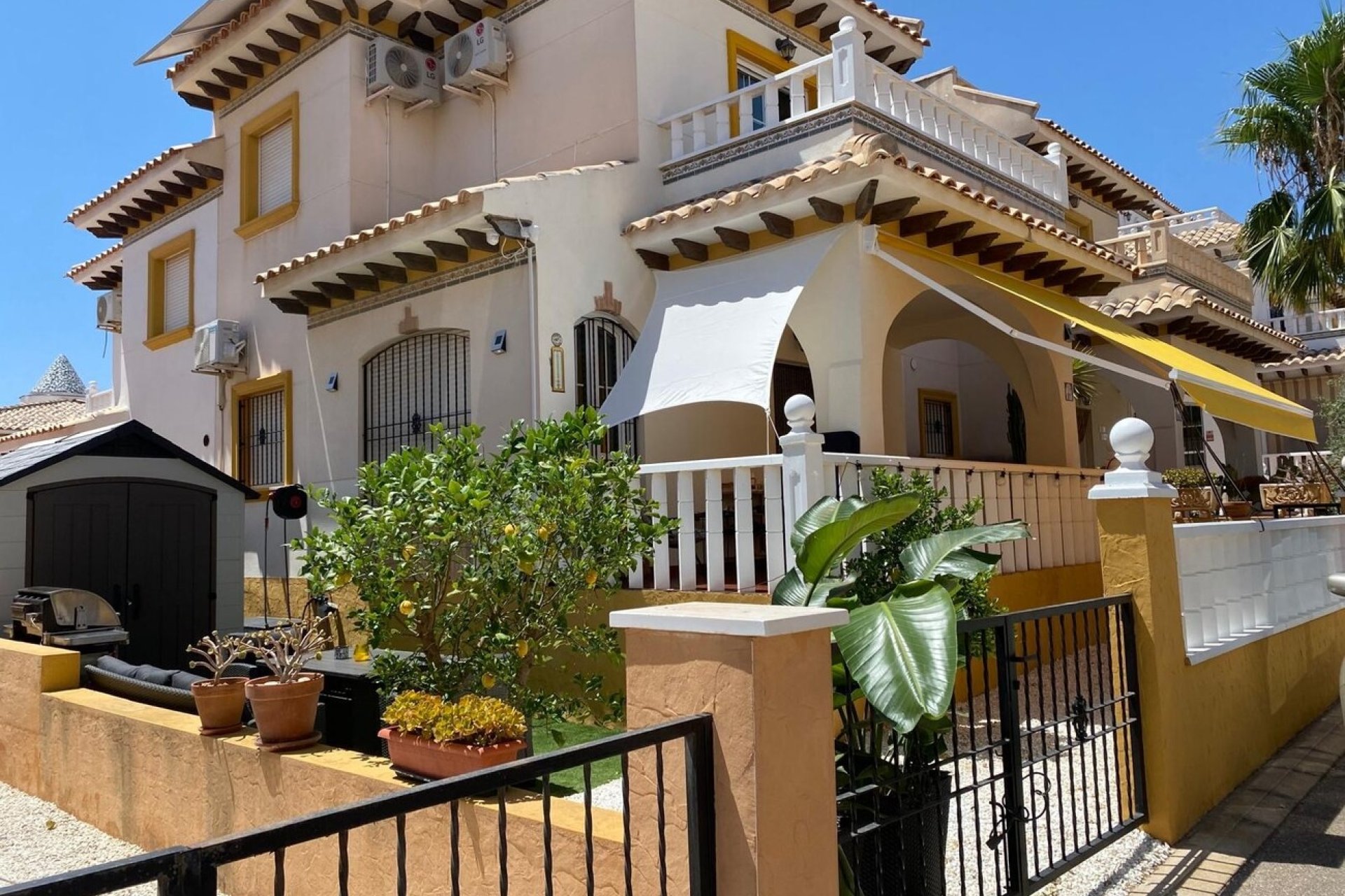 Segunda mano - Bungalow -
Lomas de Caboroig - Costa Blanca