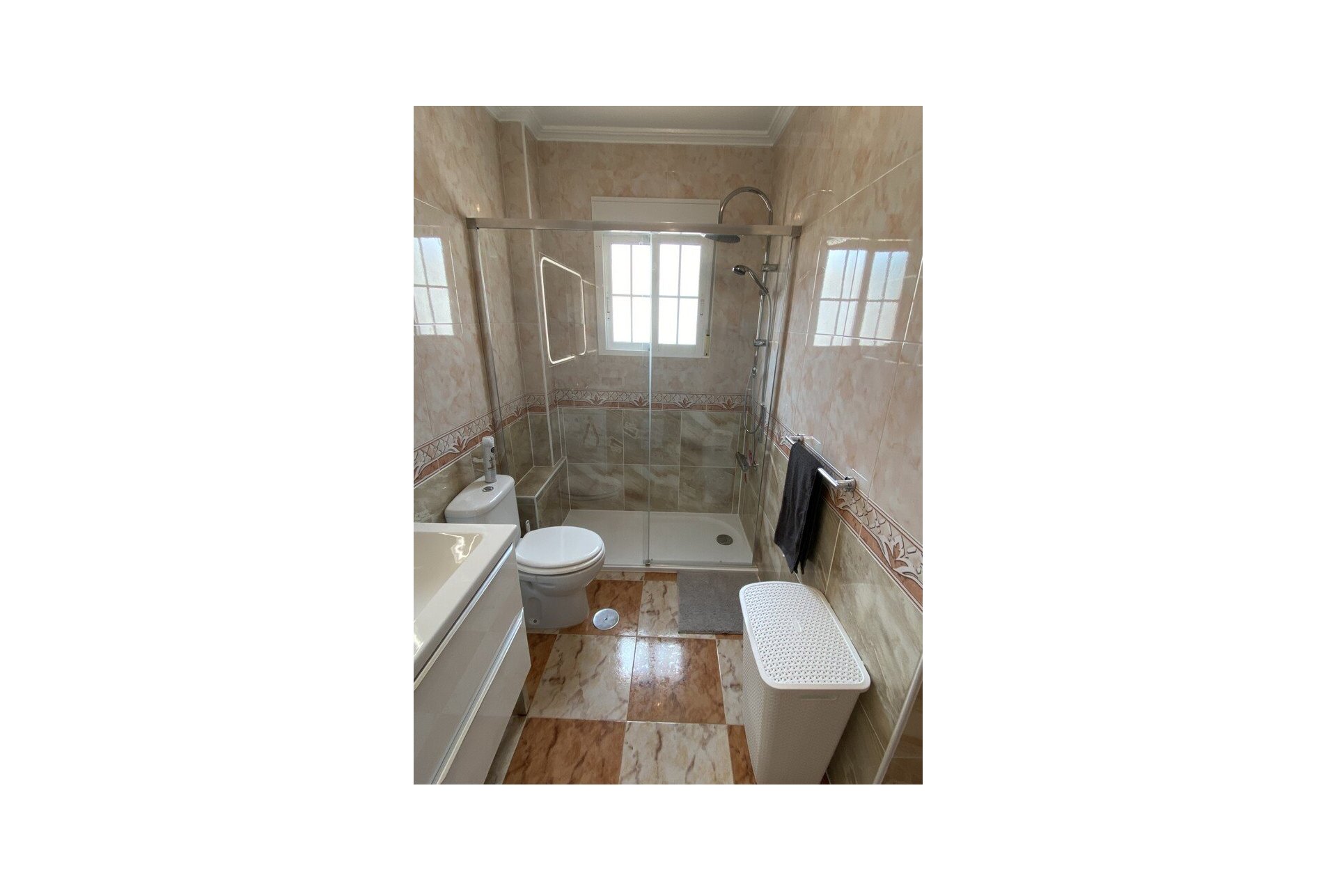 Segunda mano - Bungalow -
Lomas de Caboroig - Costa Blanca