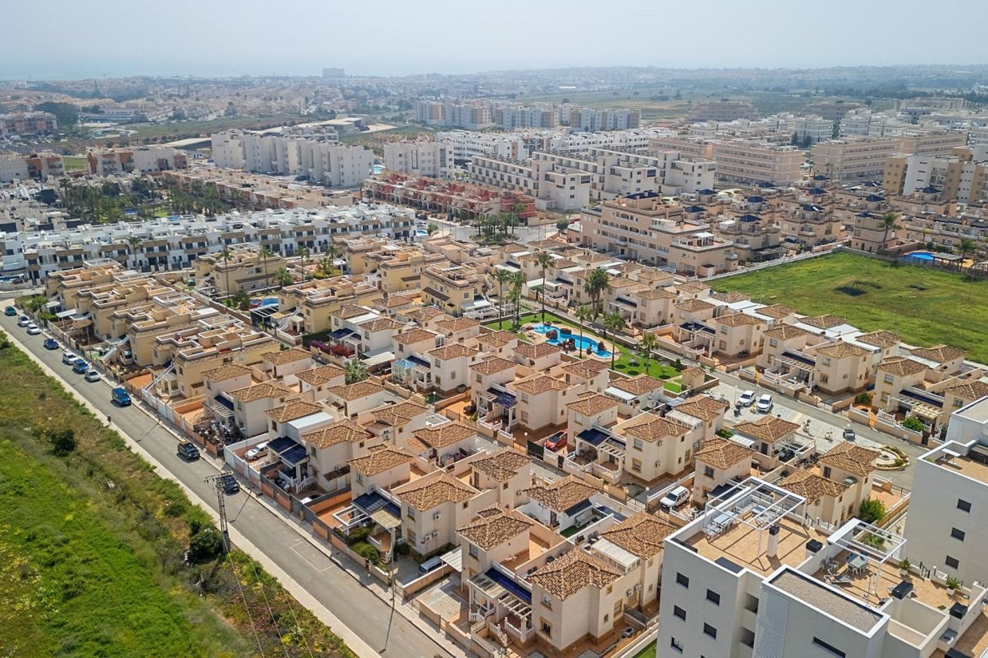 Segunda mano - Bungalow -
Orihuela Costa - Costa Blanca