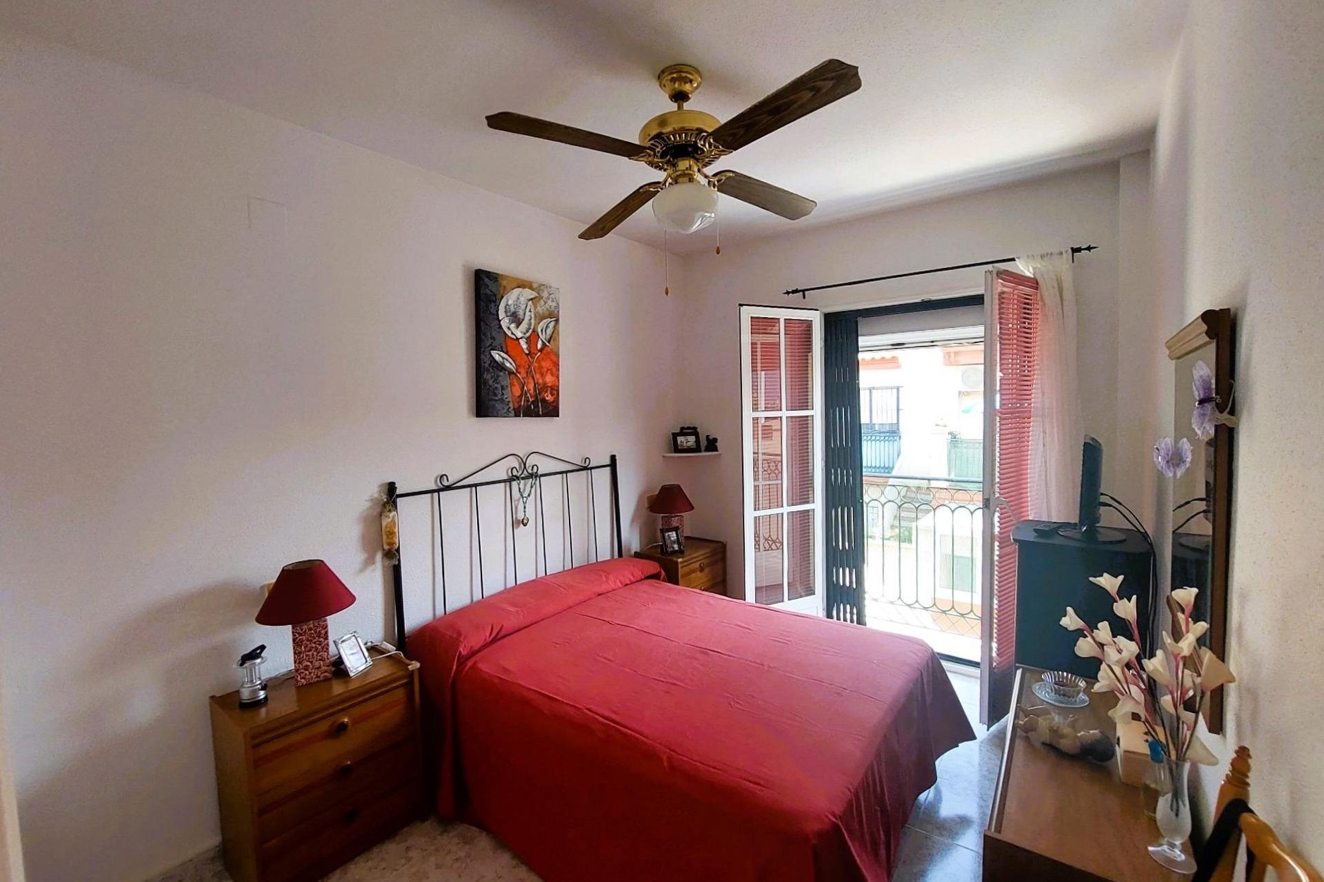 Segunda mano - Bungalow -
Orihuela Costa - Costa Blanca