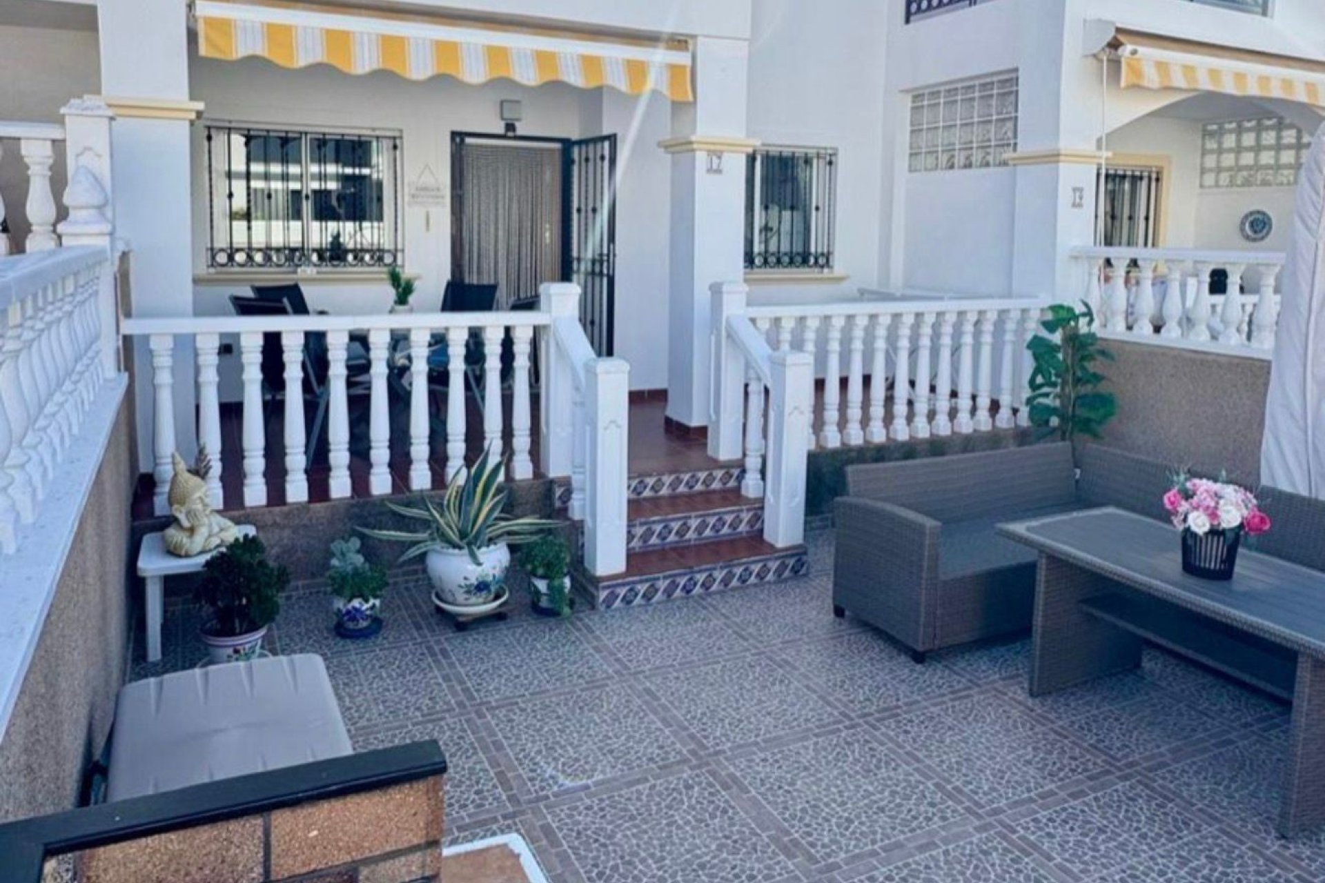 Segunda mano - Bungalow -
Orihuela Costa - Costa Blanca