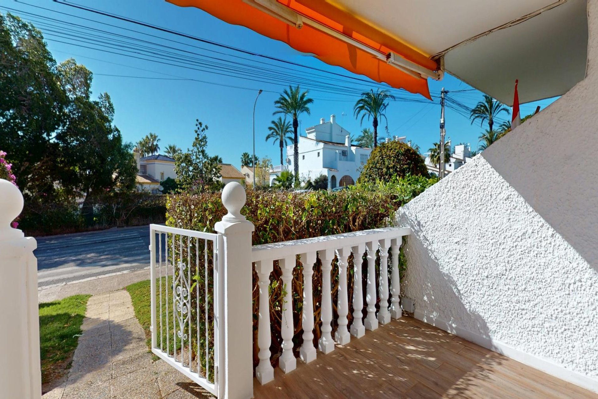 Segunda mano - Bungalow -
Orihuela Costa - Costa Blanca