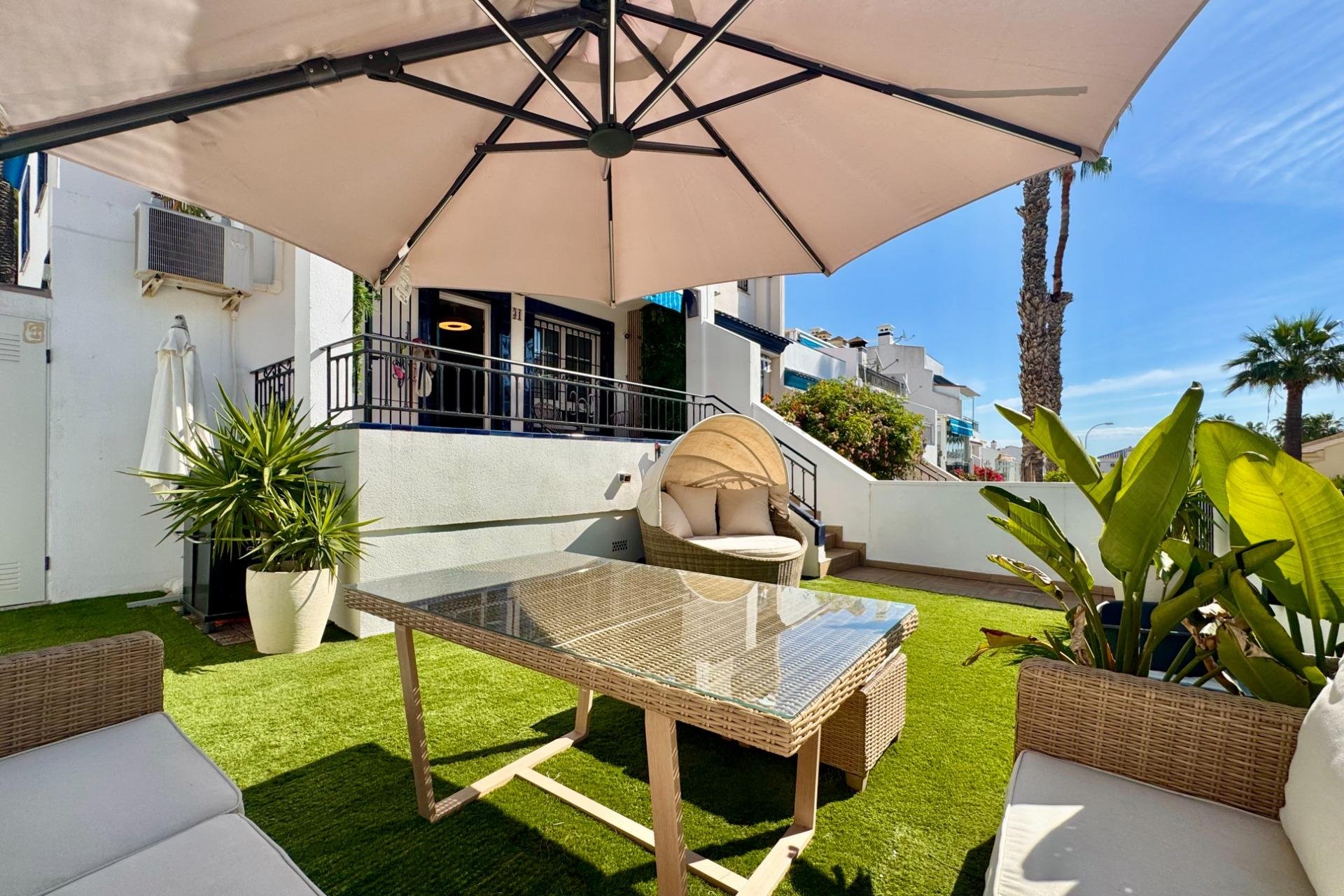 Segunda mano - Bungalow -
Orihuela Costa - Villamartín-las Filipinas
