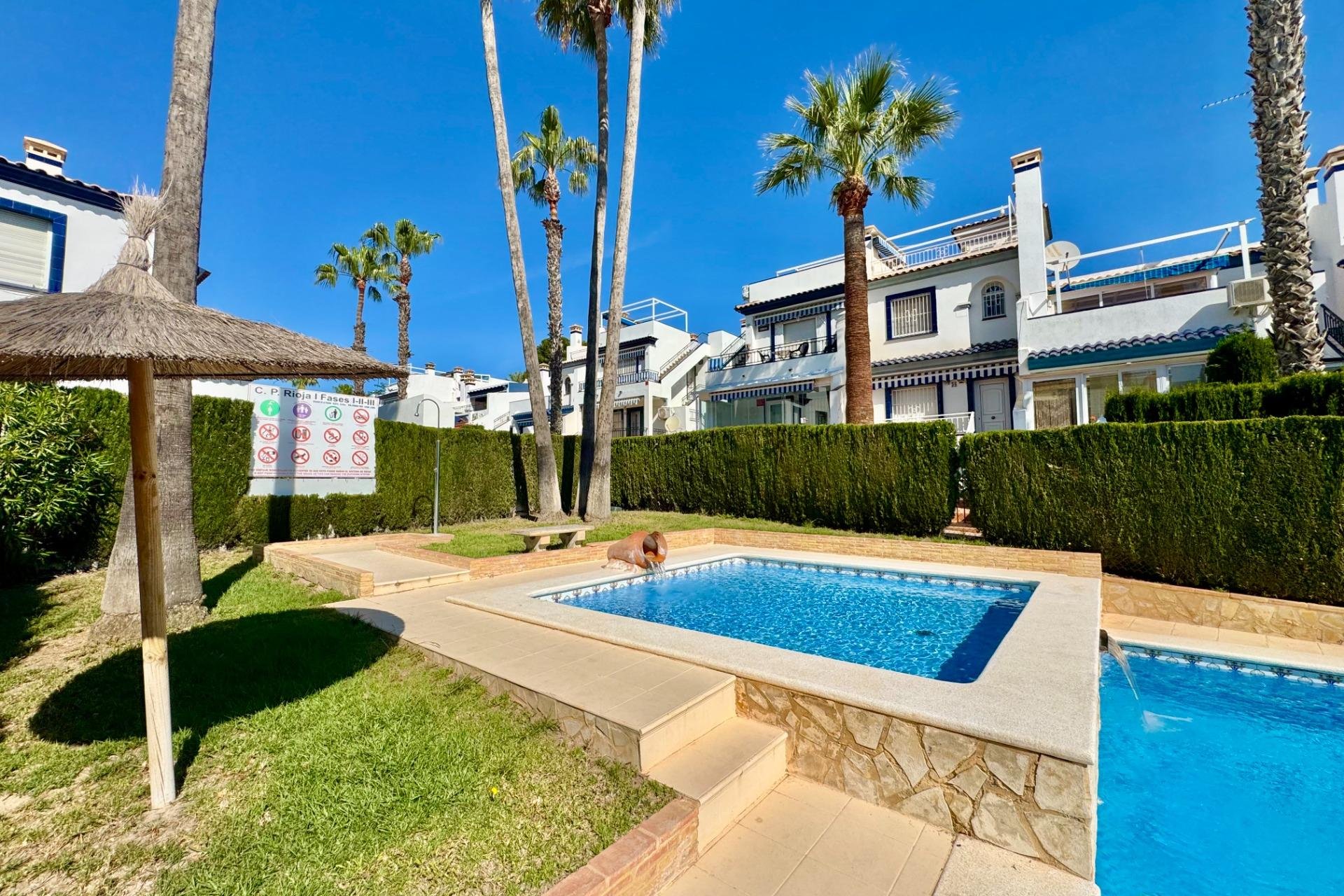 Segunda mano - Bungalow -
Orihuela Costa - Villamartín-las Filipinas