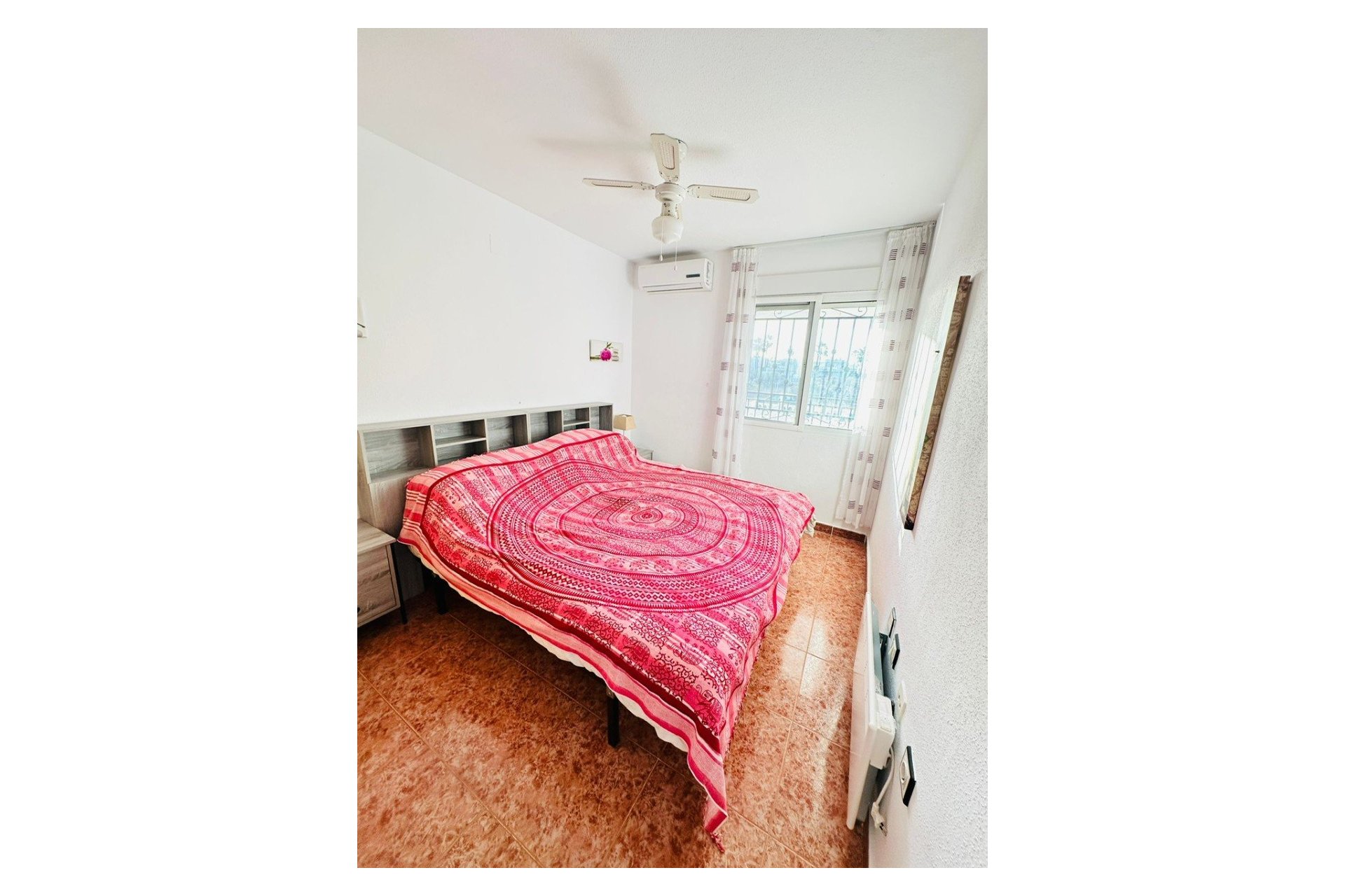 Segunda mano - Bungalow -
Orihuela - Inland