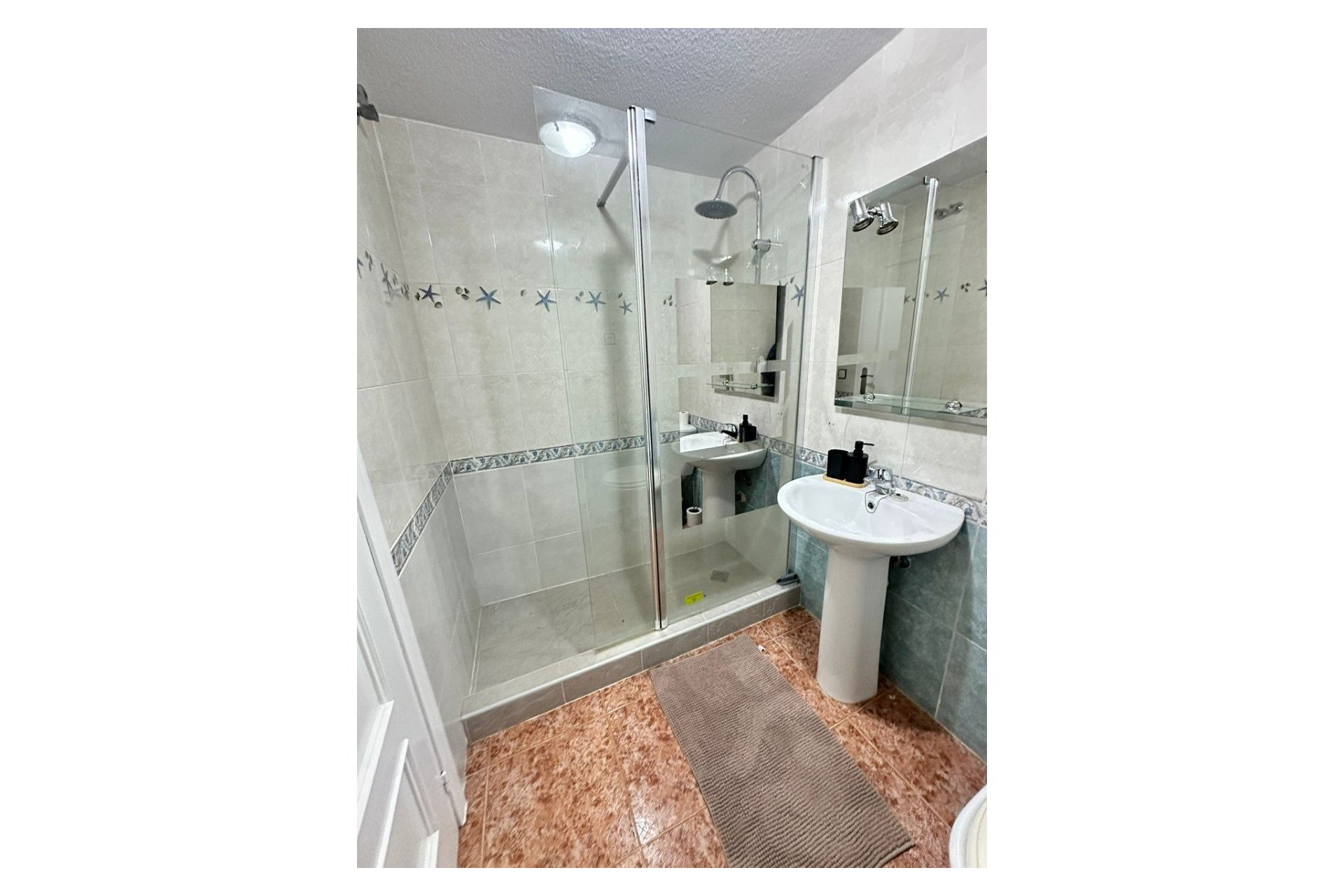 Segunda mano - Bungalow -
Orihuela - Inland