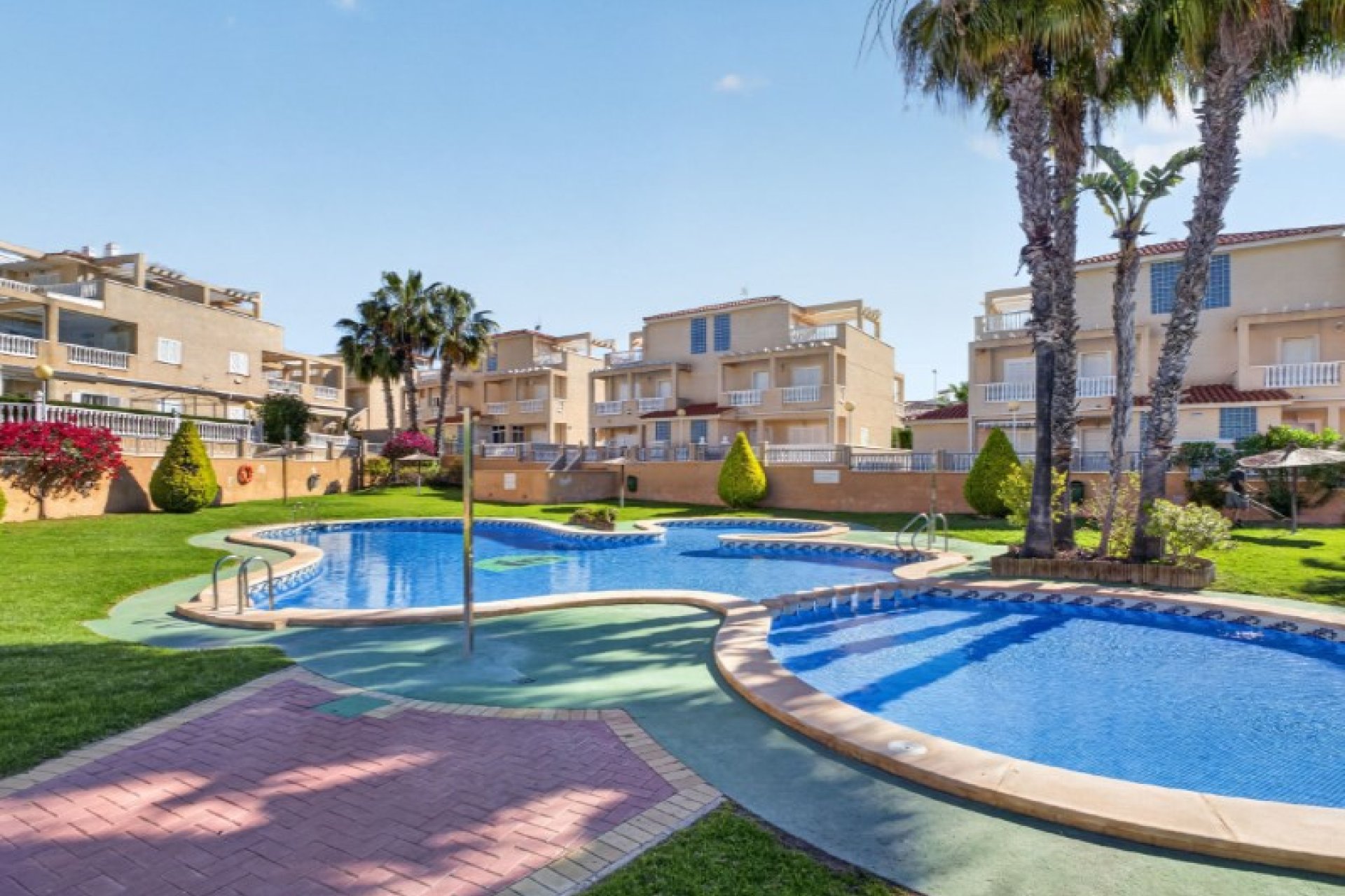 Segunda mano - Bungalow -
Orihuela - Inland