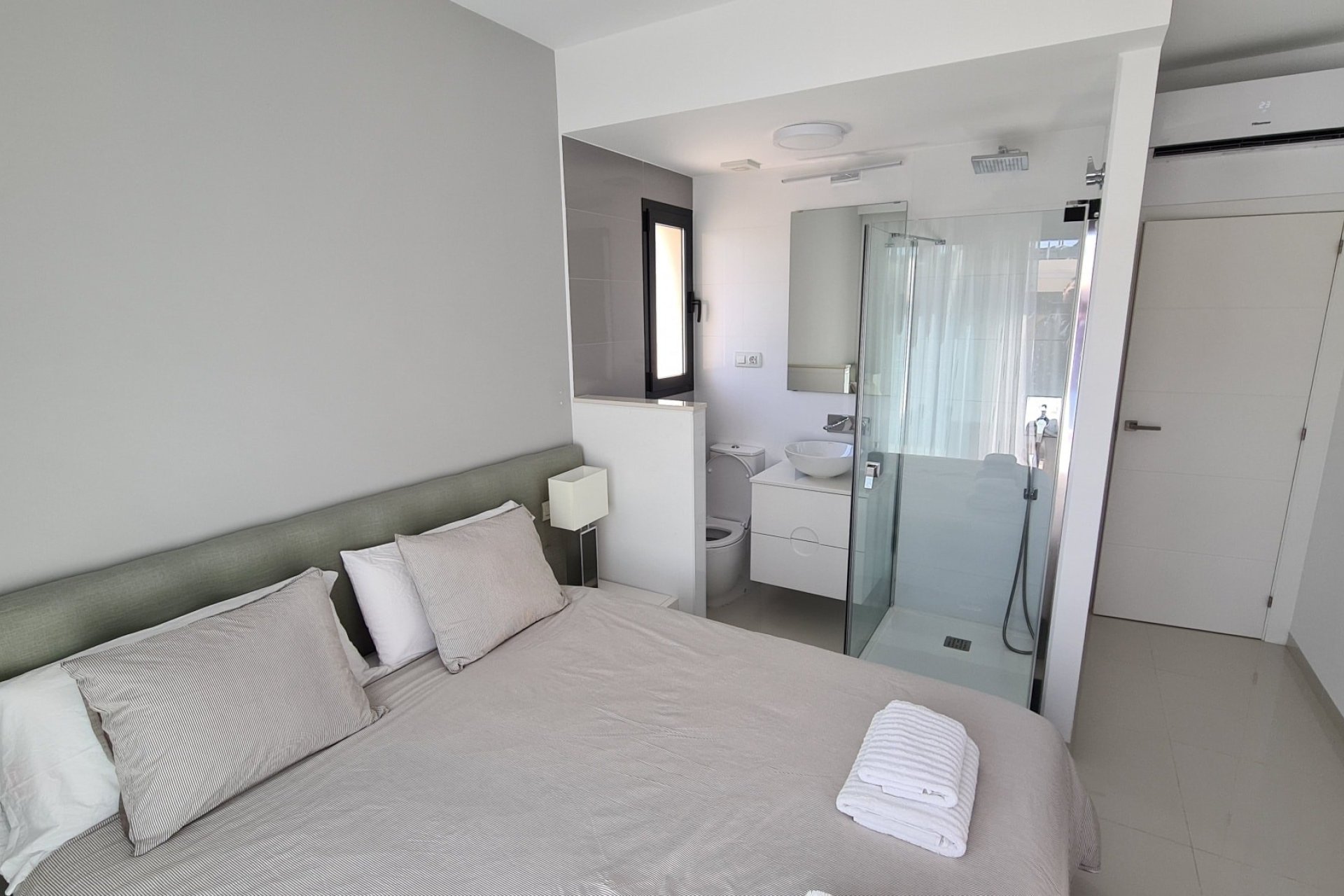 Segunda mano - Bungalow -
Pilar de la Horadada - Costa Blanca