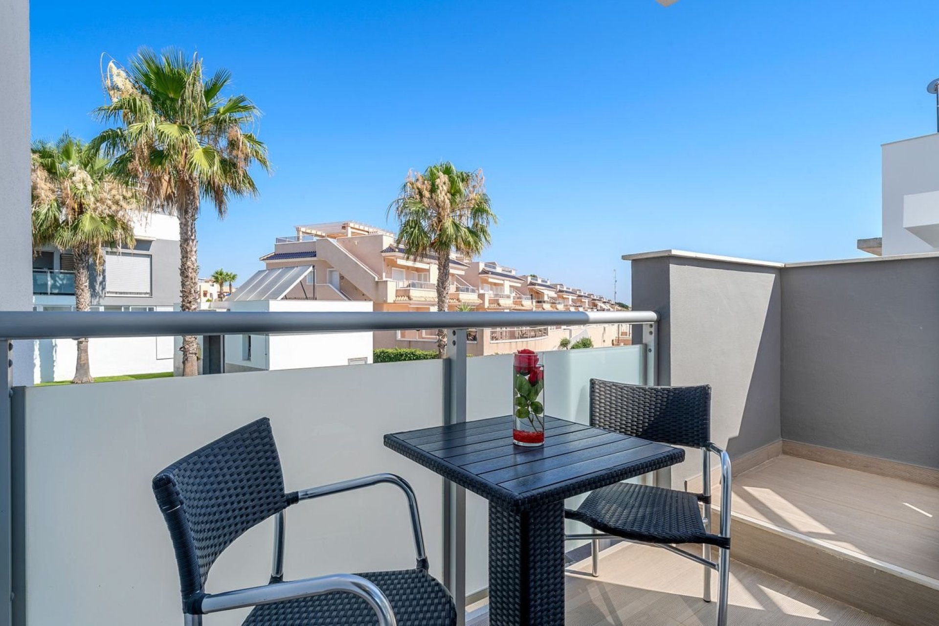 Segunda mano - Bungalow -
Punta Prima - Costa Blanca