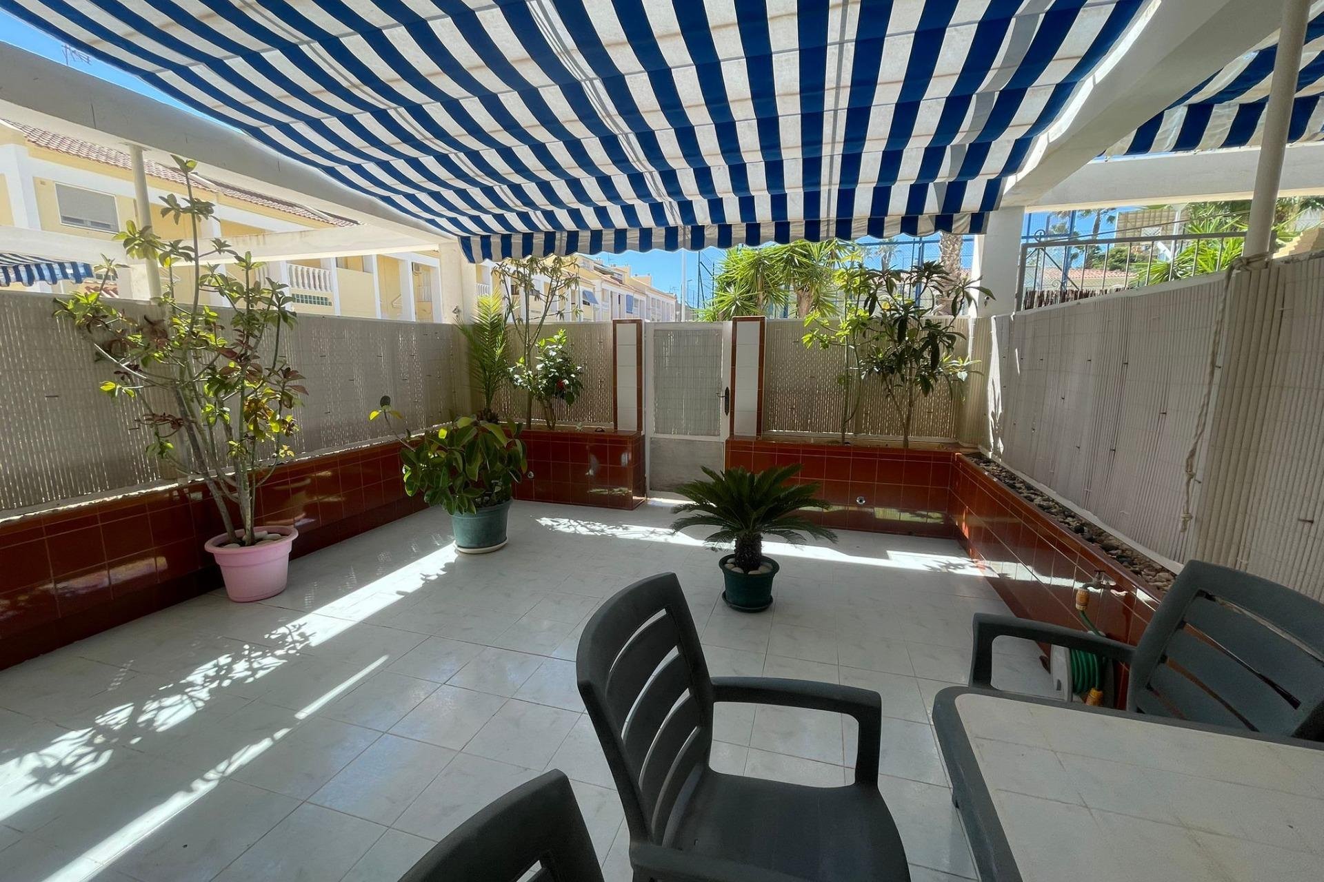 Segunda mano - Bungalow -
Torrevieja - Aguas Nuevas 2