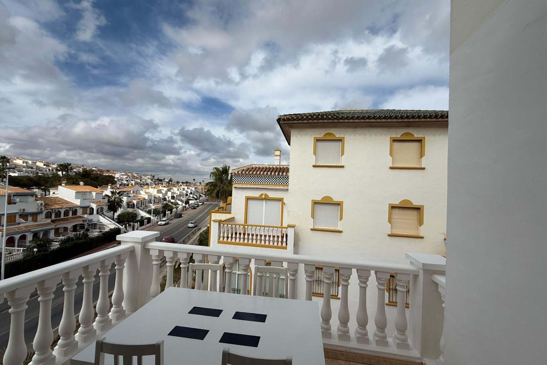 Segunda mano - Bungalow -
Torrevieja - Cañada Del Molino