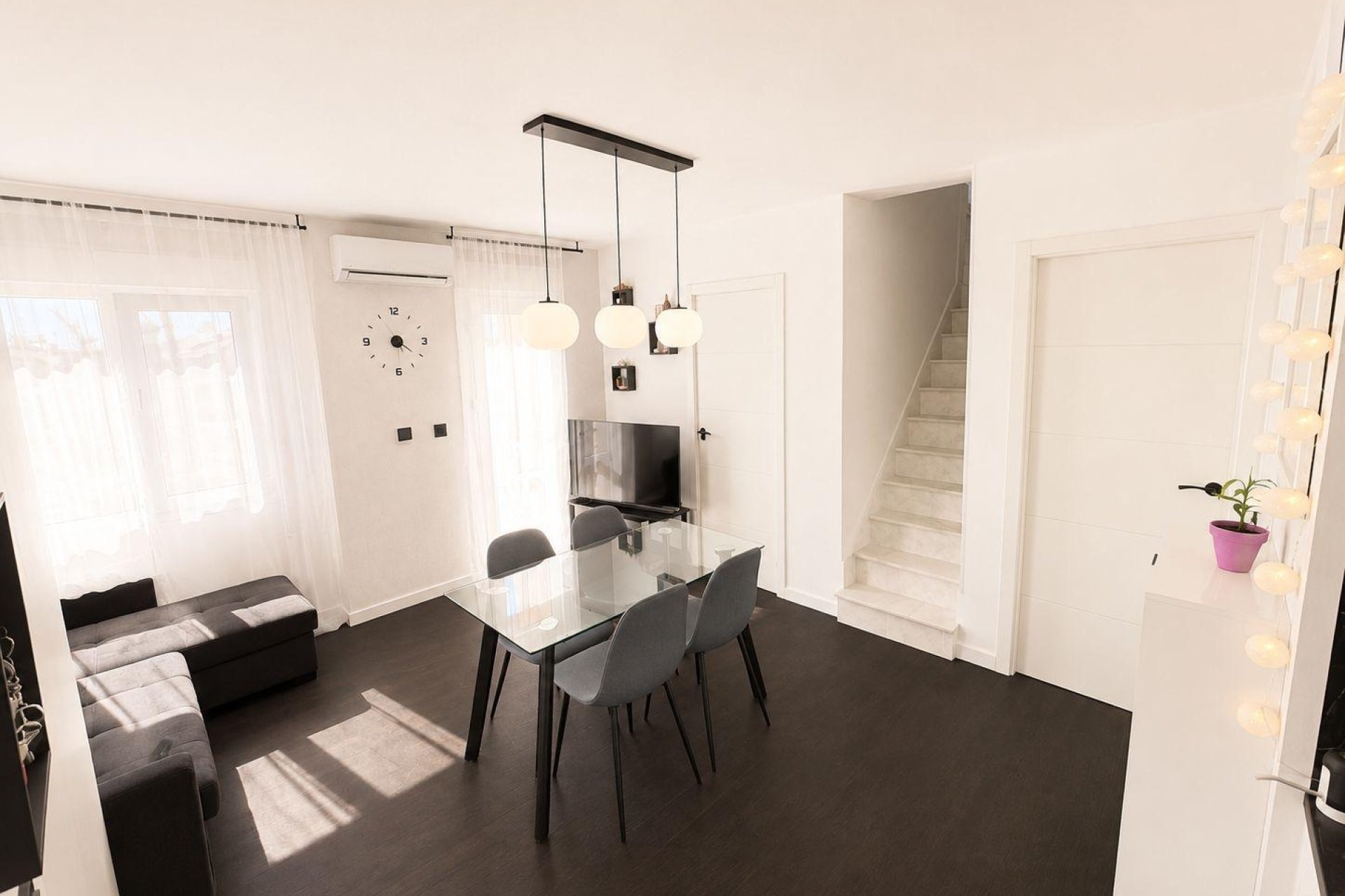 Segunda mano - Bungalow -
Torrevieja - Carrefour