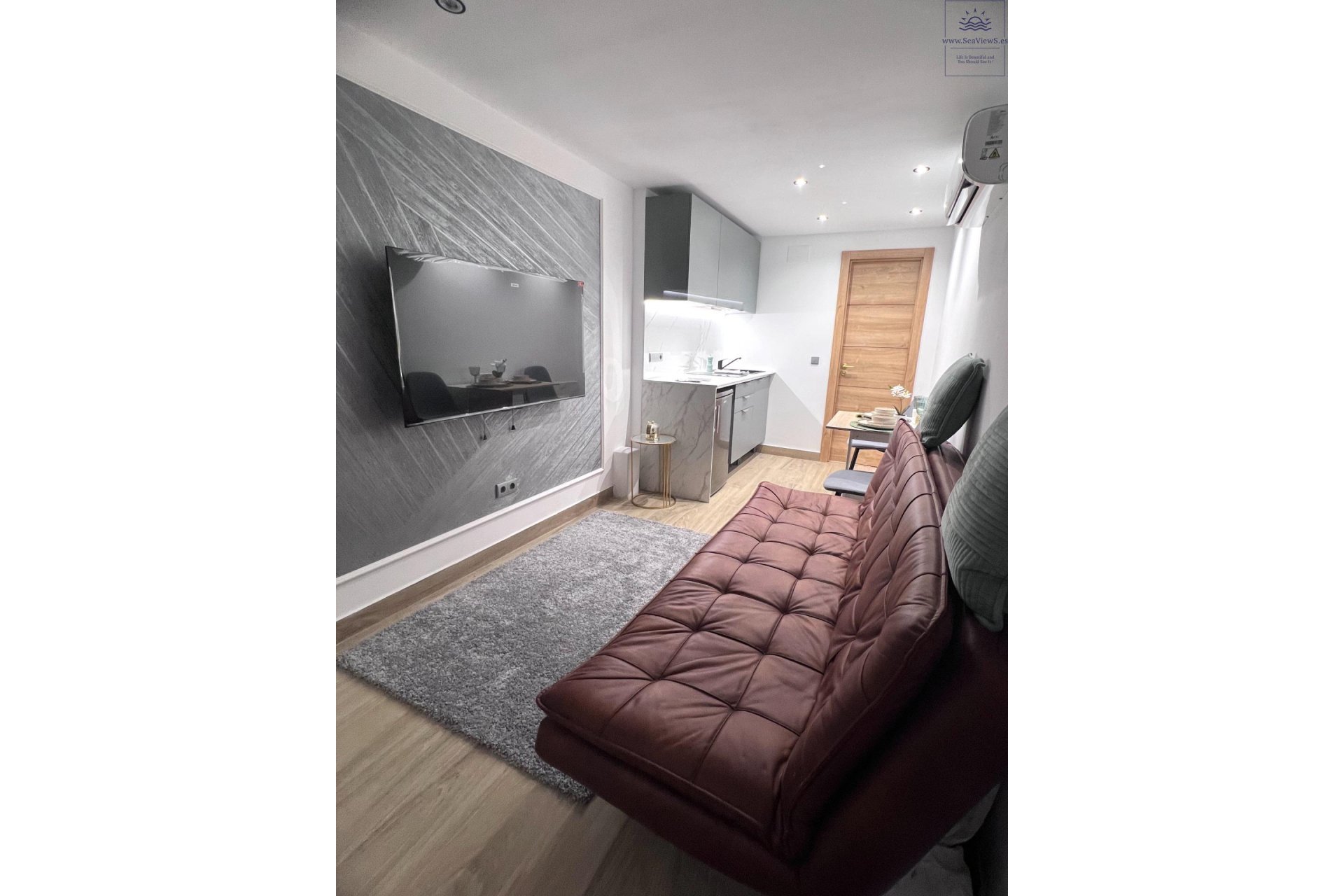 Segunda mano - Bungalow -
Torrevieja - Centro