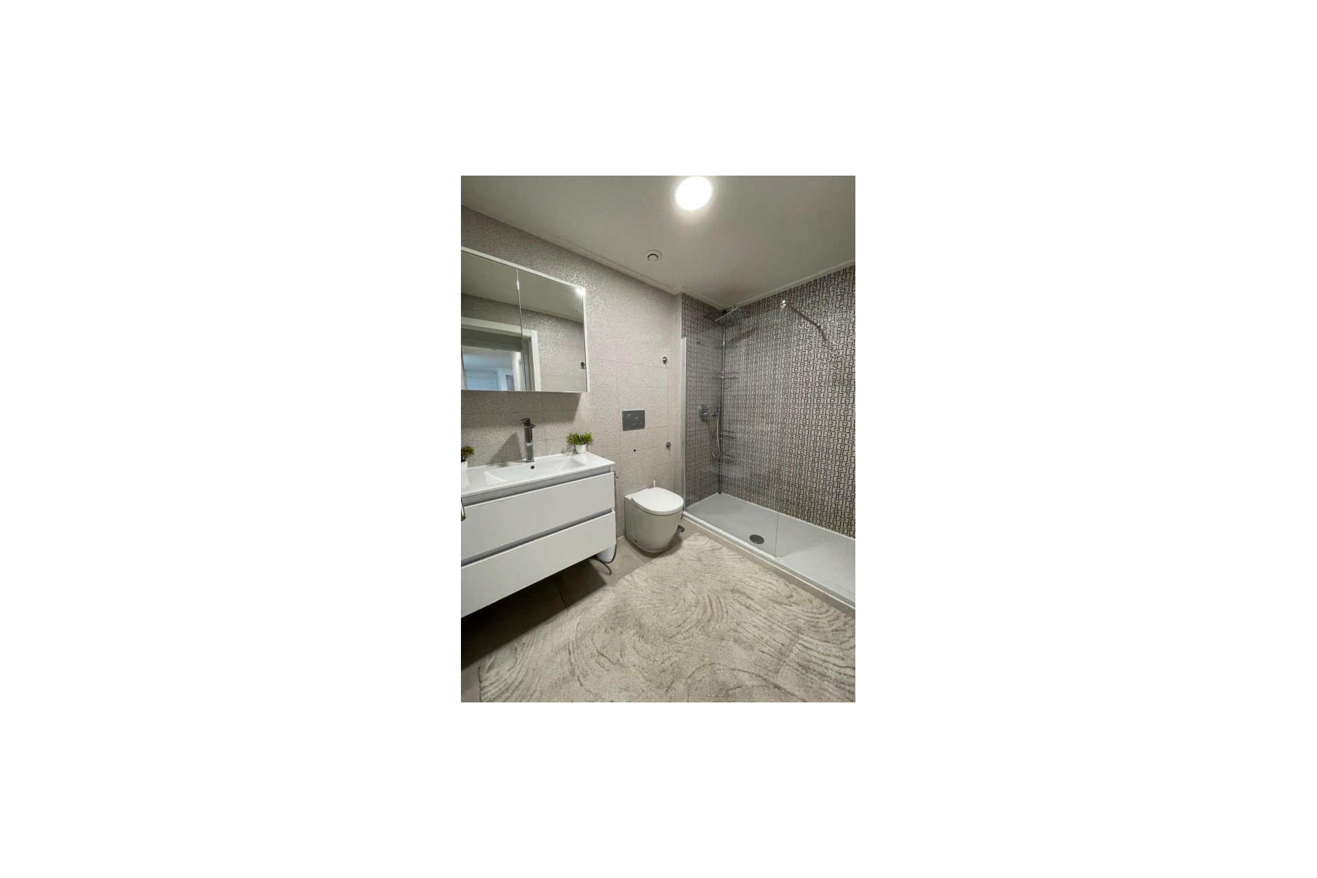 Segunda mano - Bungalow -
Torrevieja - Costa Blanca