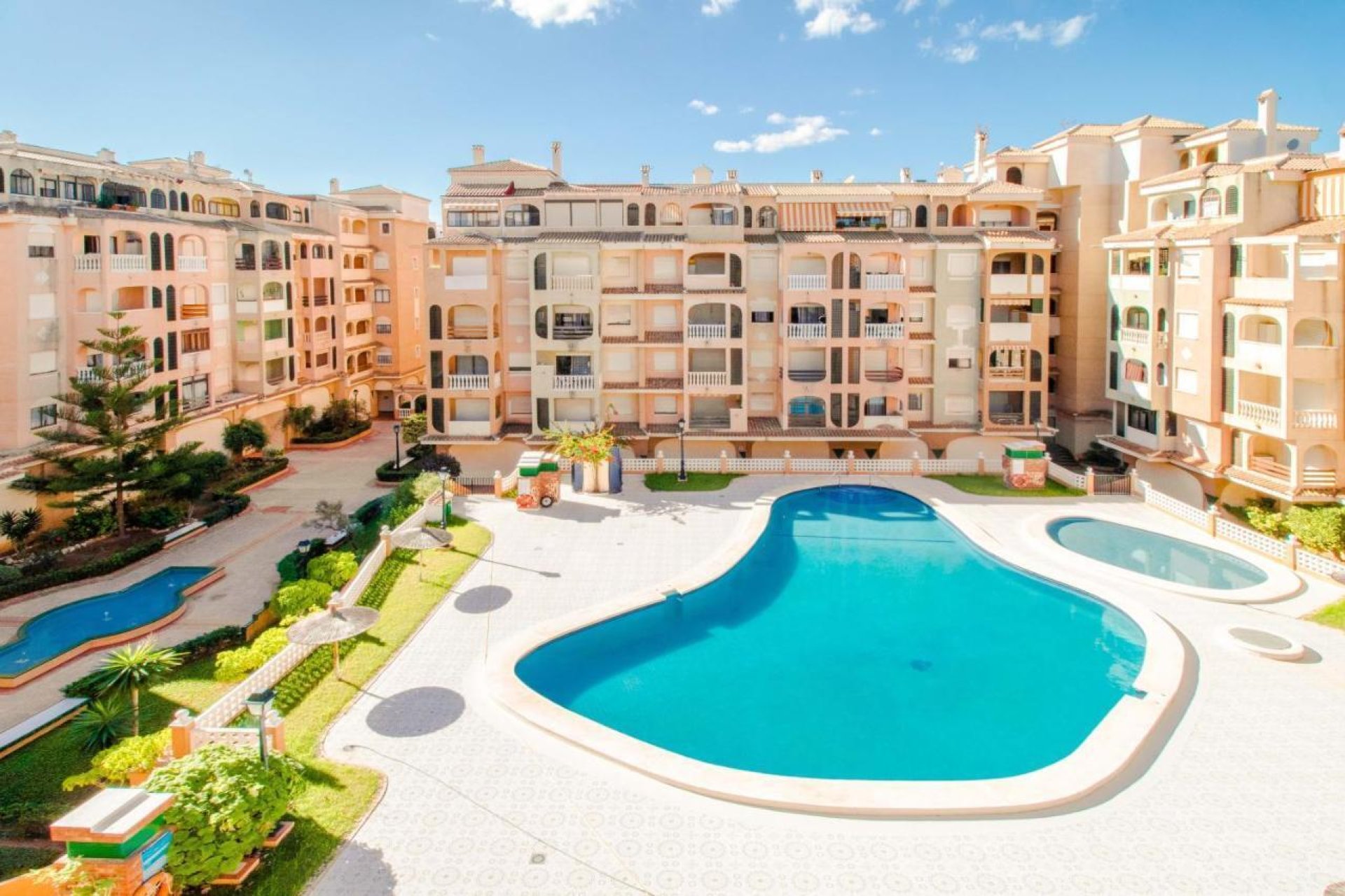Segunda mano - Bungalow -
Torrevieja - Costa Blanca