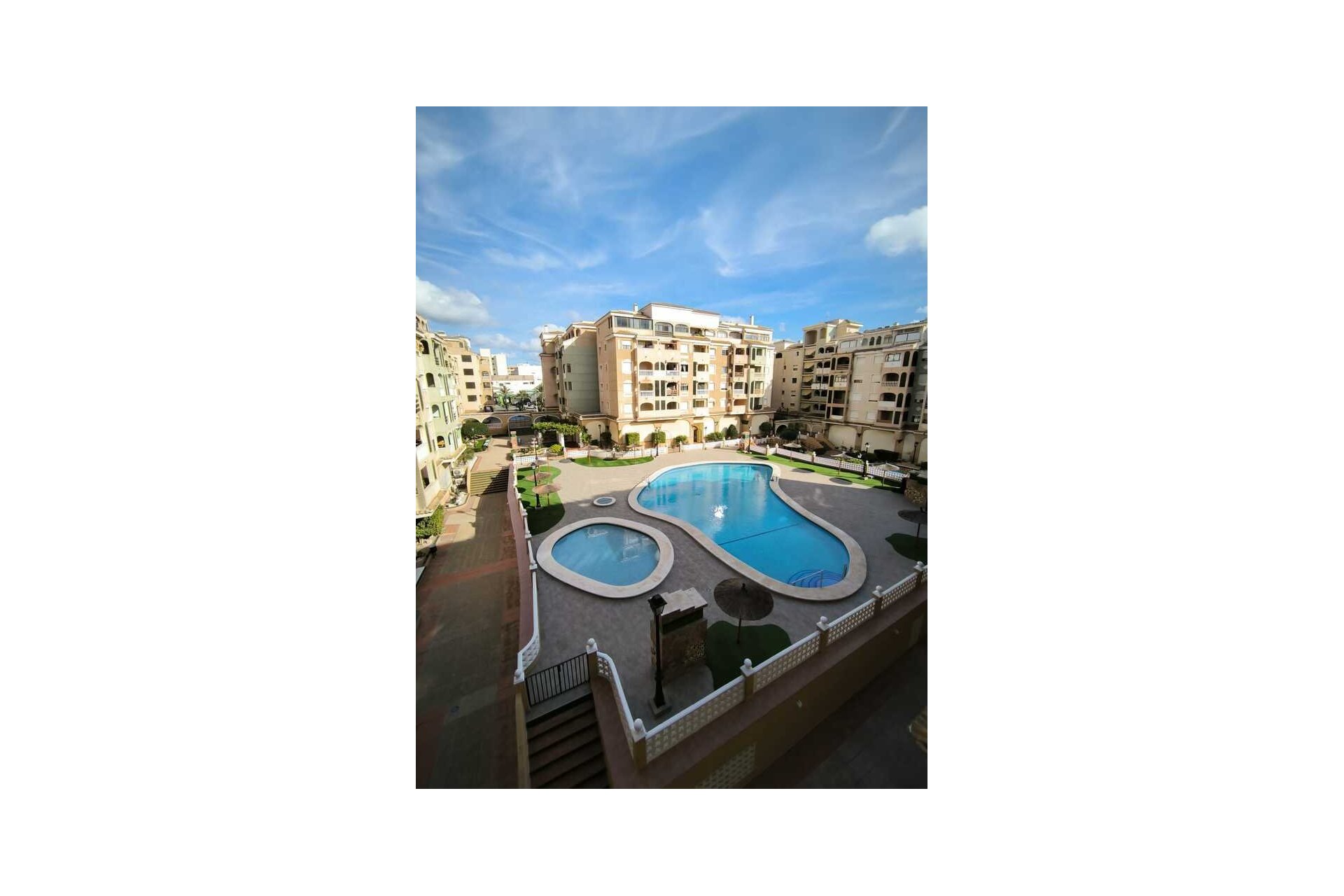 Segunda mano - Bungalow -
Torrevieja - Costa Blanca
