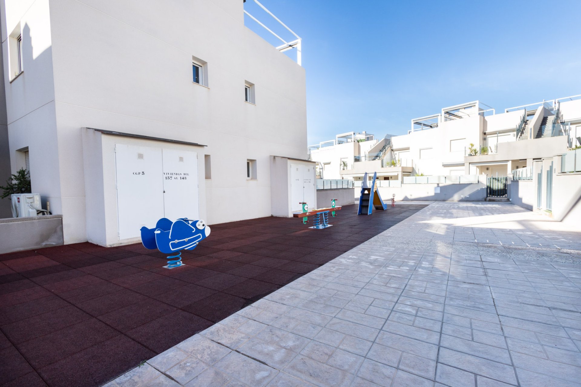 Segunda mano - Bungalow -
Torrevieja - Costa Blanca