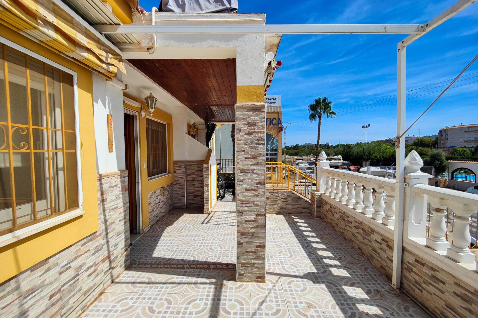Segunda mano - Bungalow -
Torrevieja - Costa Blanca