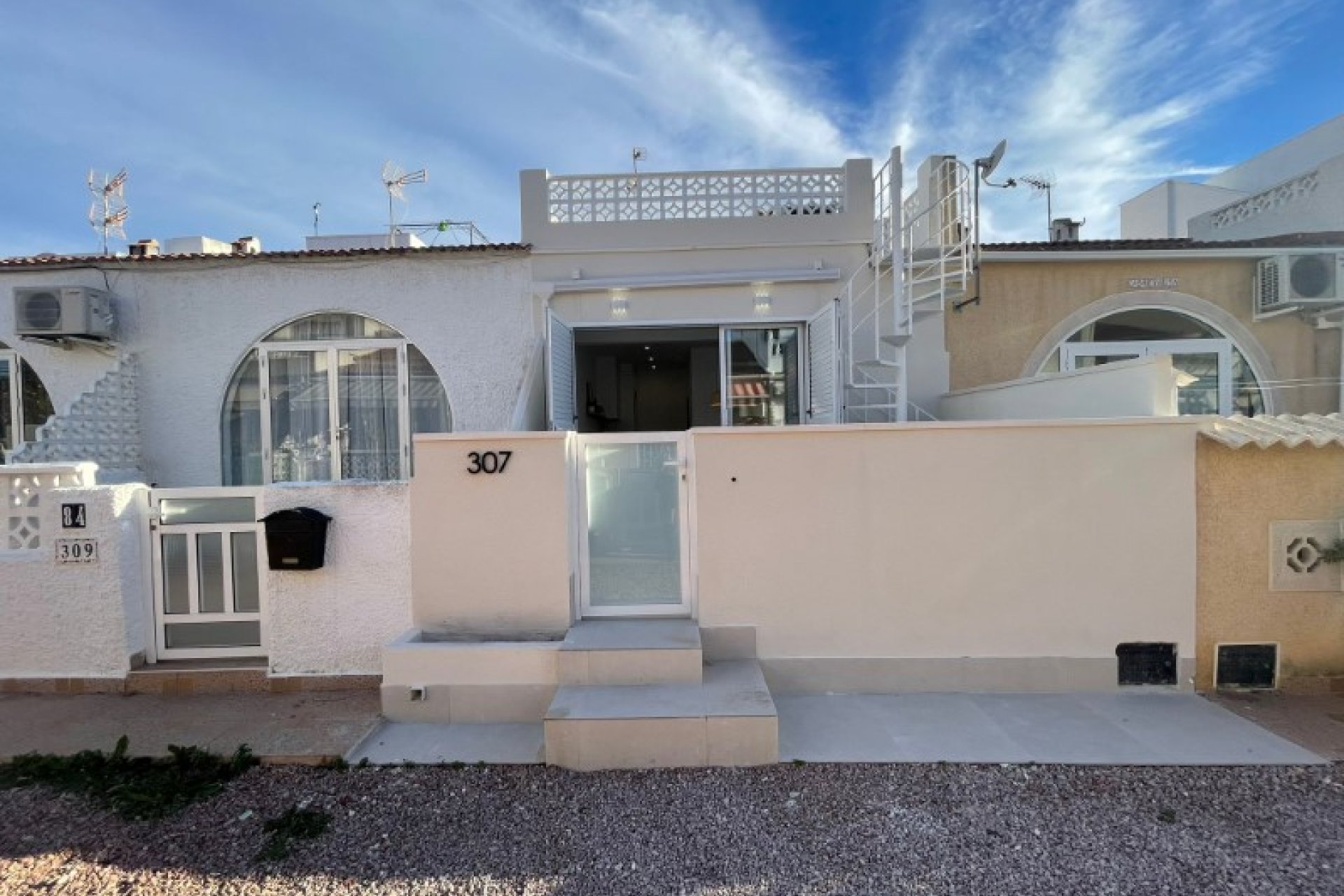 Segunda mano - Bungalow -
Torrevieja - Costa Blanca