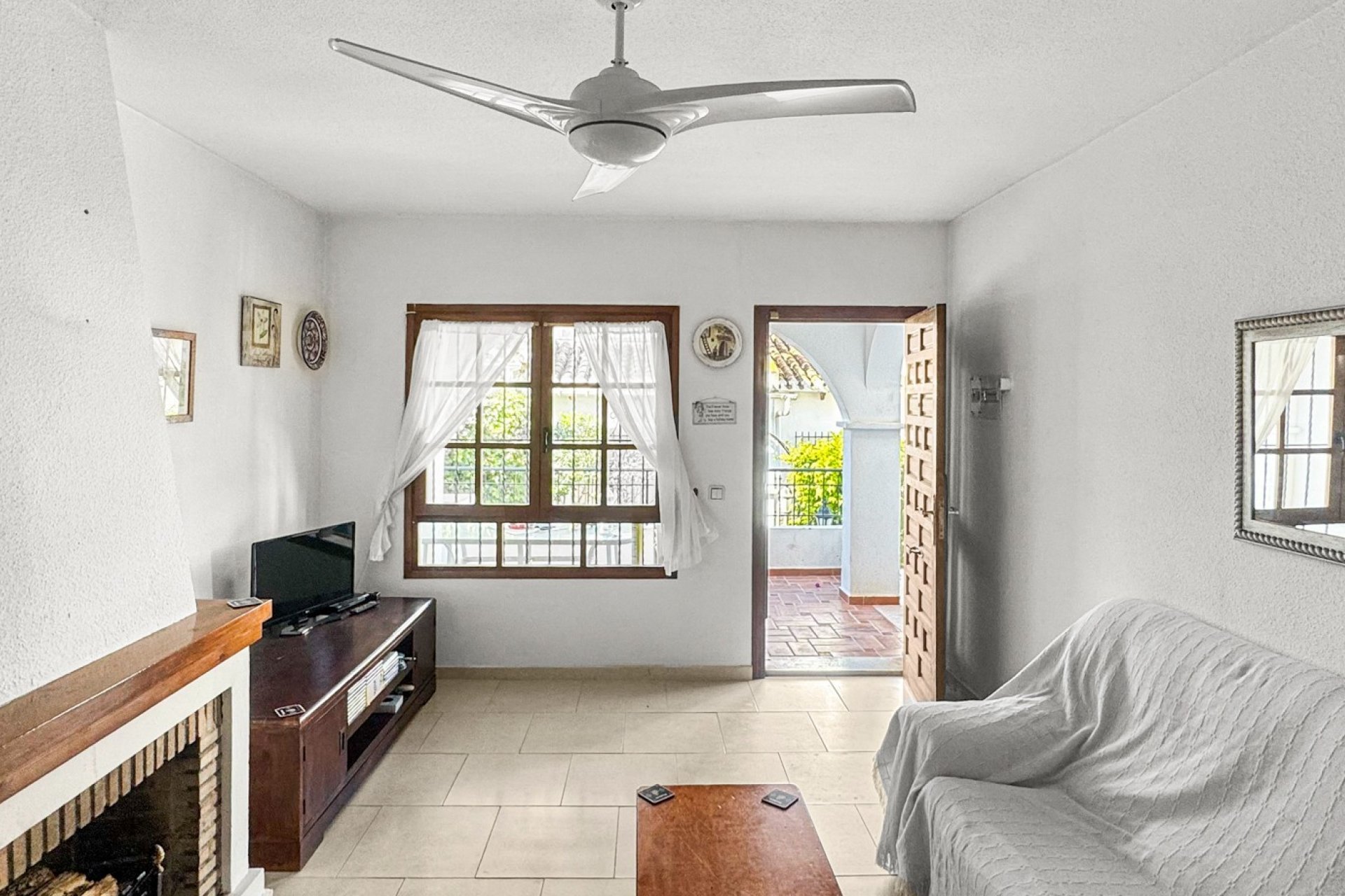 Segunda mano - Bungalow -
Torrevieja - Costa Blanca