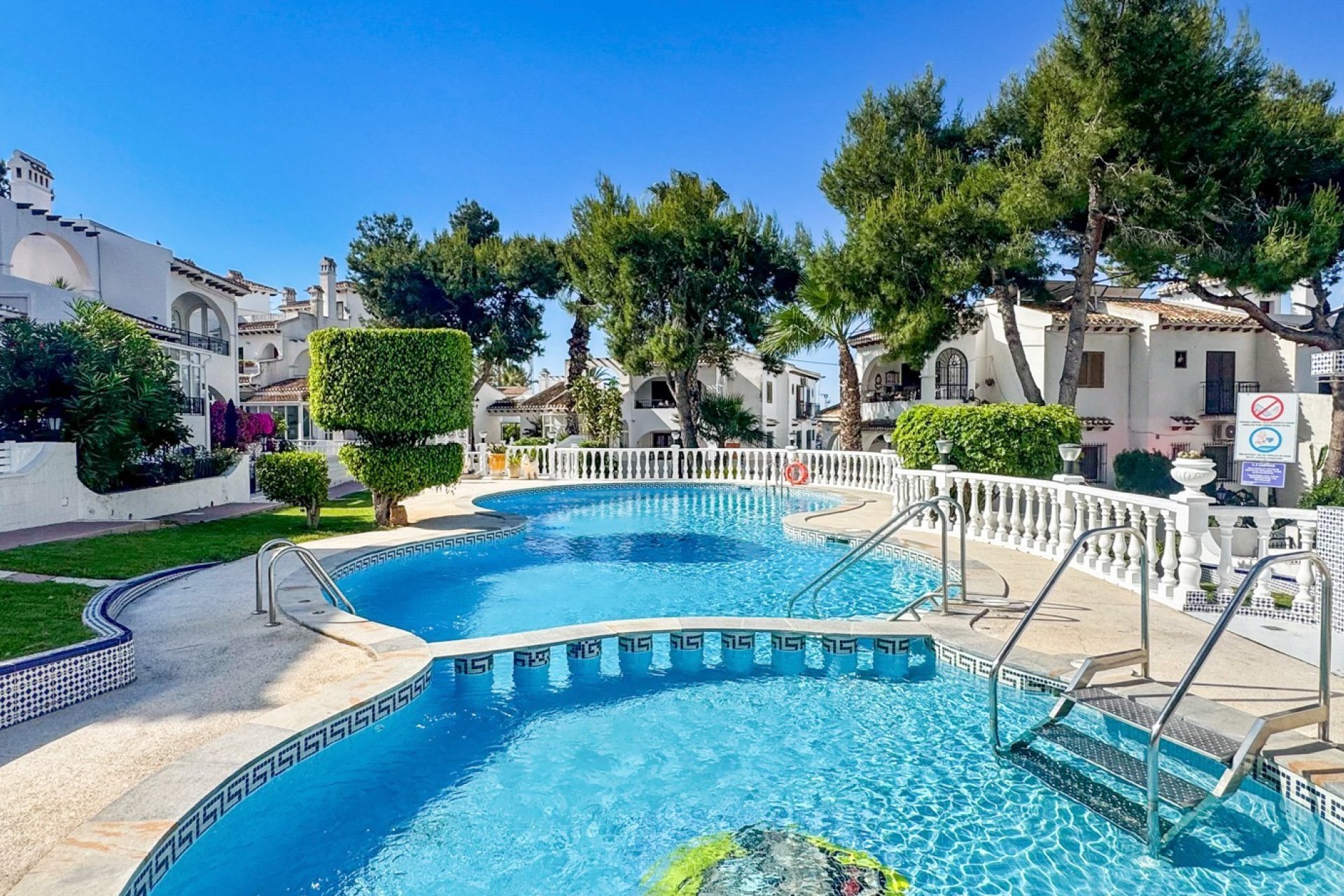 Segunda mano - Bungalow -
Torrevieja - Costa Blanca