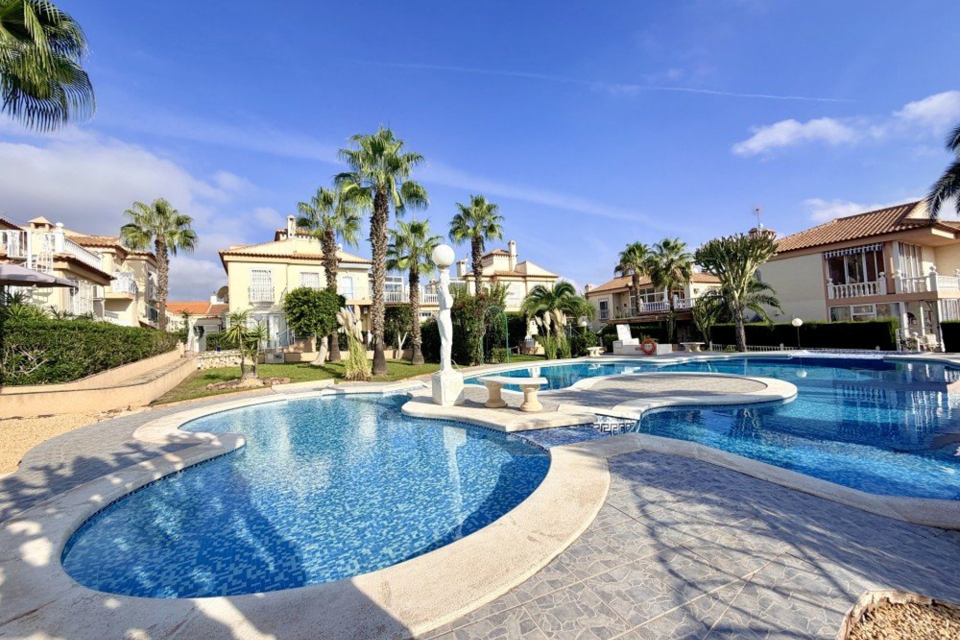 Segunda mano - Bungalow -
Torrevieja - Costa Blanca