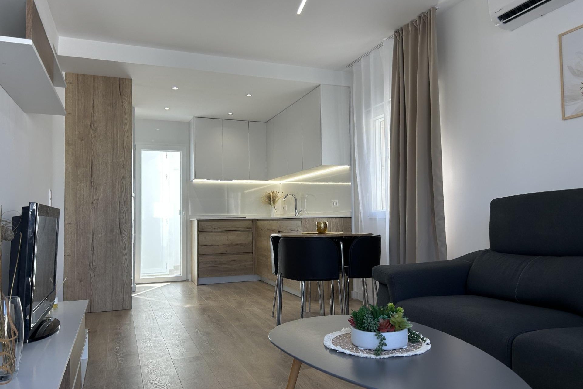 Segunda mano - Bungalow -
Torrevieja - El Chaparral
