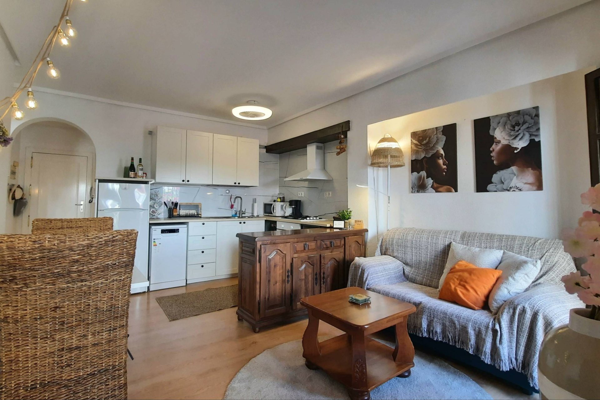 Segunda mano - Bungalow -
Torrevieja - La Mata