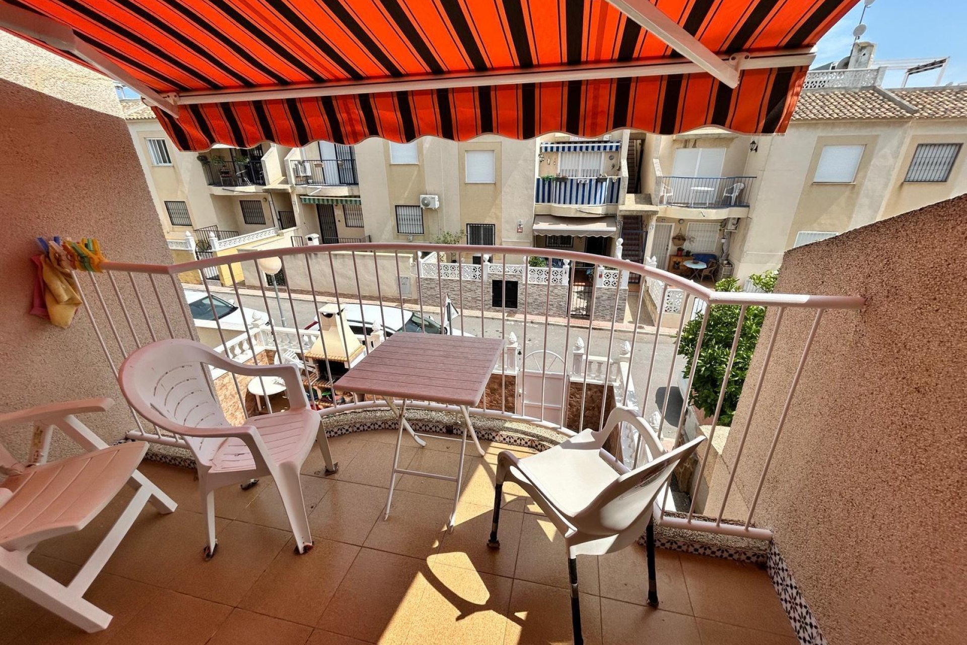 Segunda mano - Bungalow -
Torrevieja - La Siesta