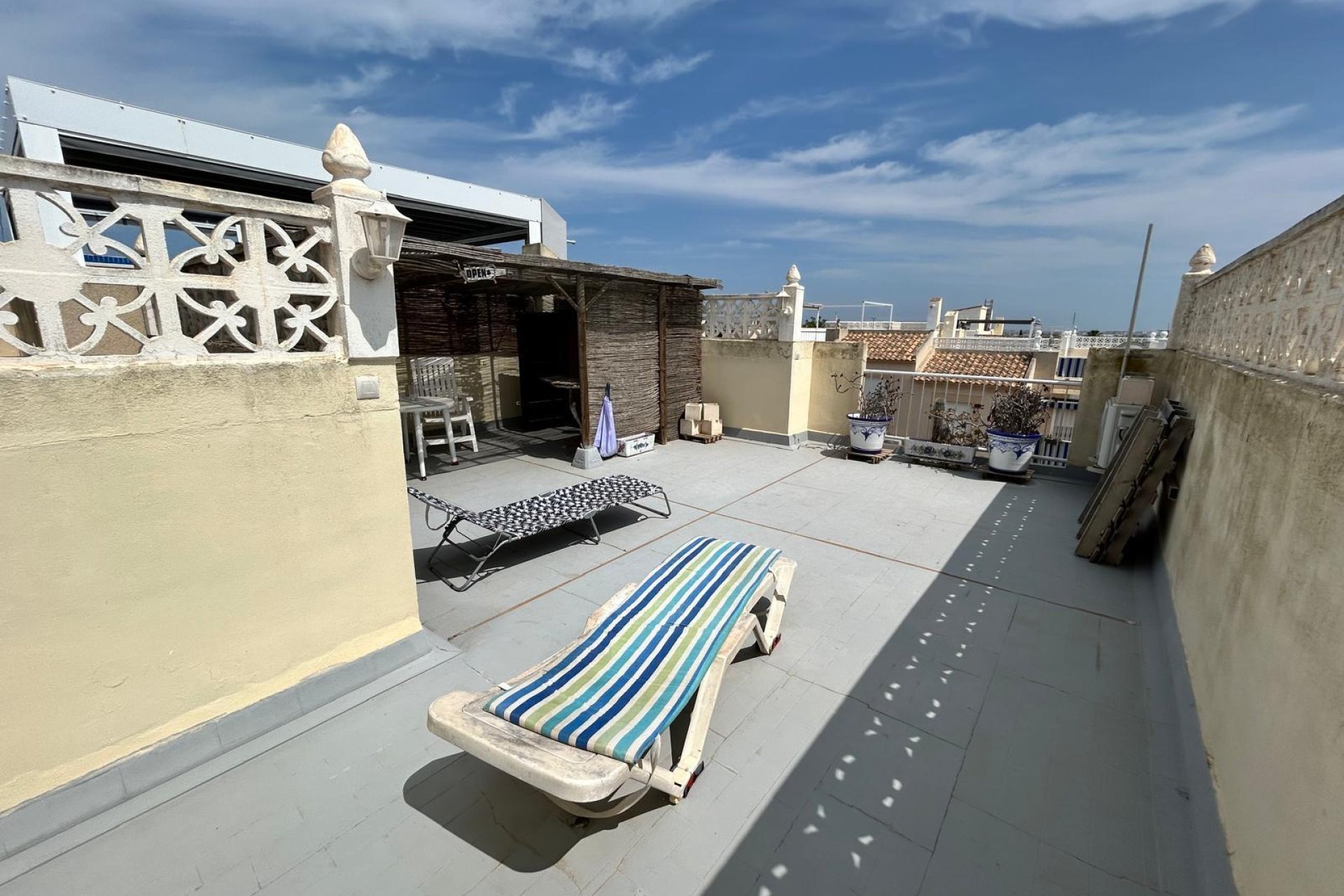 Segunda mano - Bungalow -
Torrevieja - La Siesta