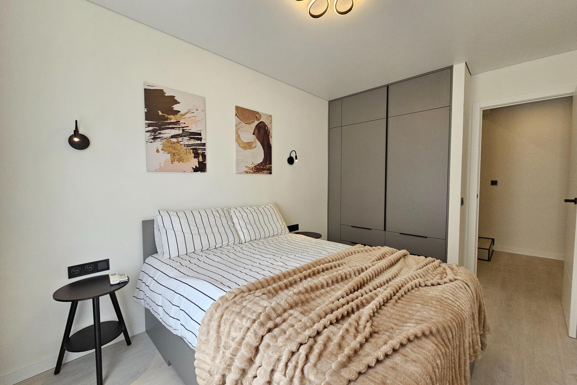 Segunda mano - Bungalow -
Torrevieja - Los Europeos