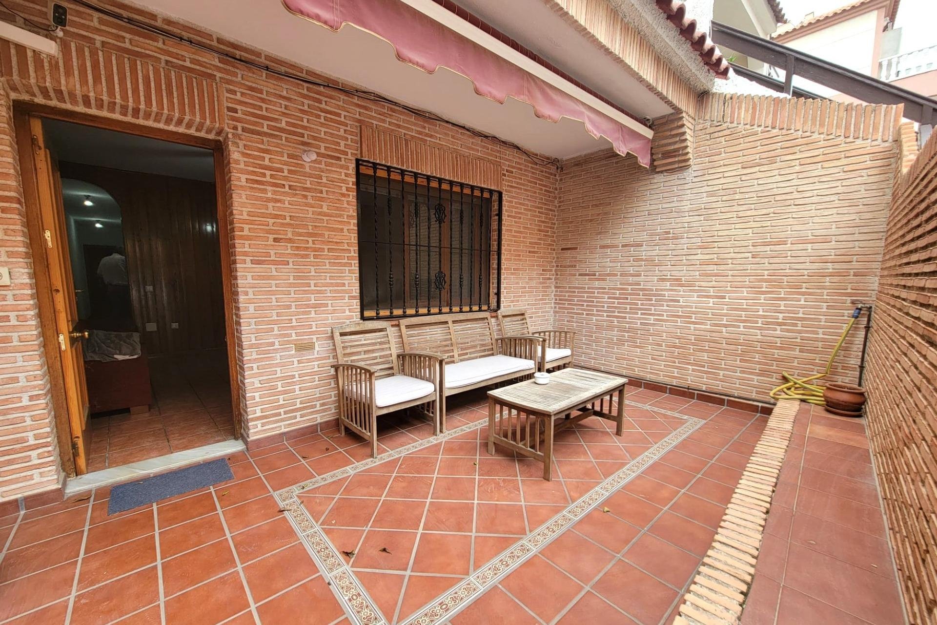 Segunda mano - Bungalow -
Torrevieja - Playa de los Locos